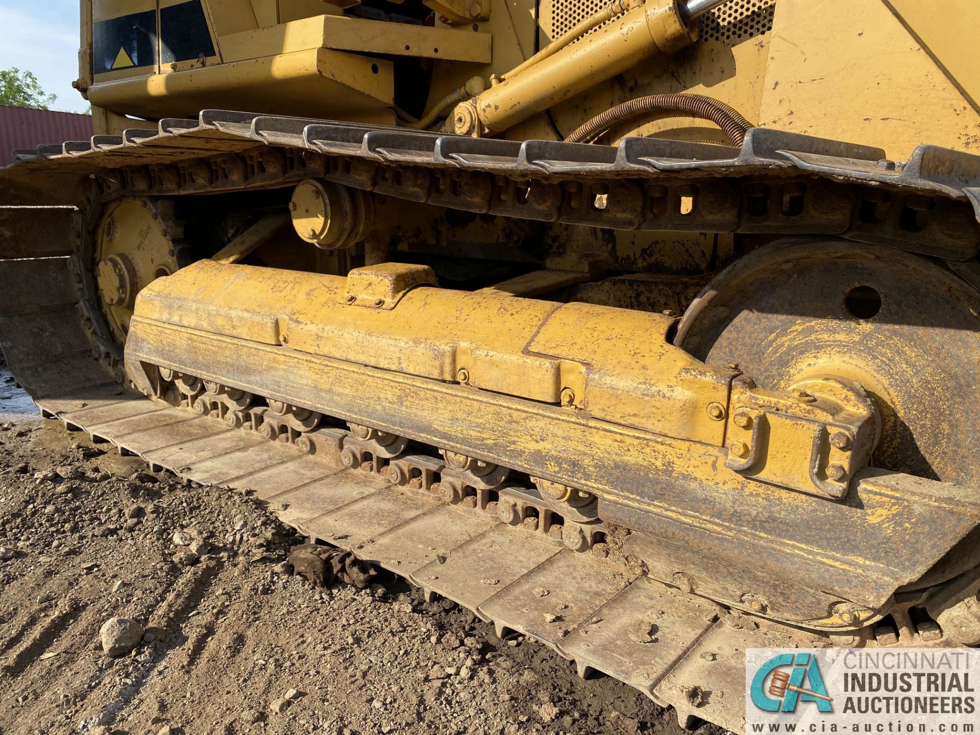 CATERPILLAR MODEL D4-C SERIES II WIDE TRACK CRAWLER DOZER; S/N 9BG-00469 - Image 3 of 10