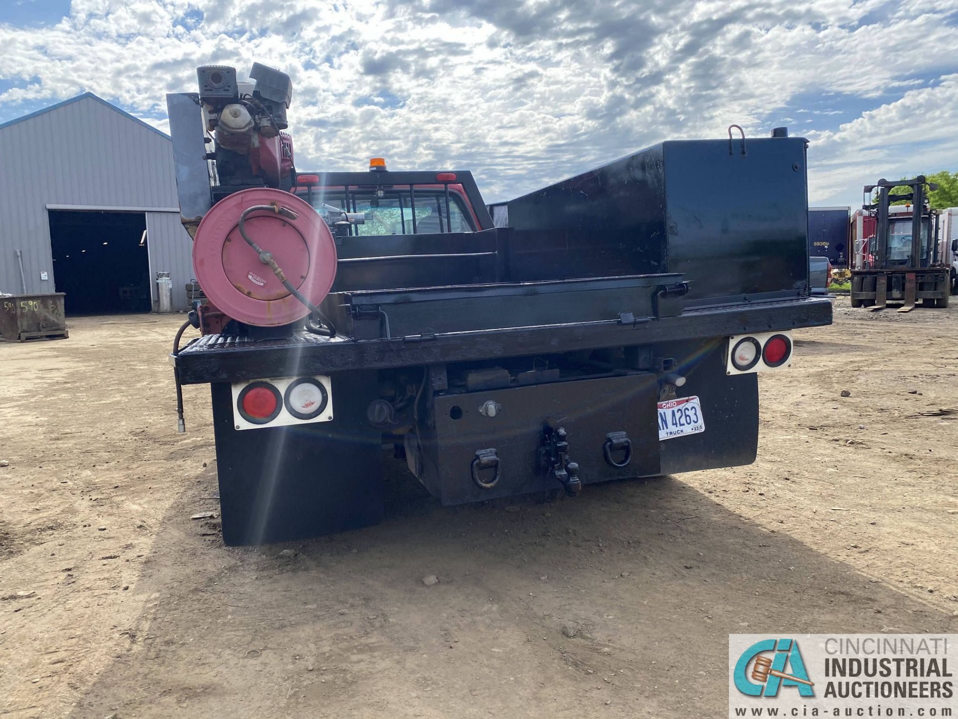 1999 FORD F450, 7.3 DIESEL 4X4 SERVICE TRUCK, MILES 292,503 - Image 5 of 9