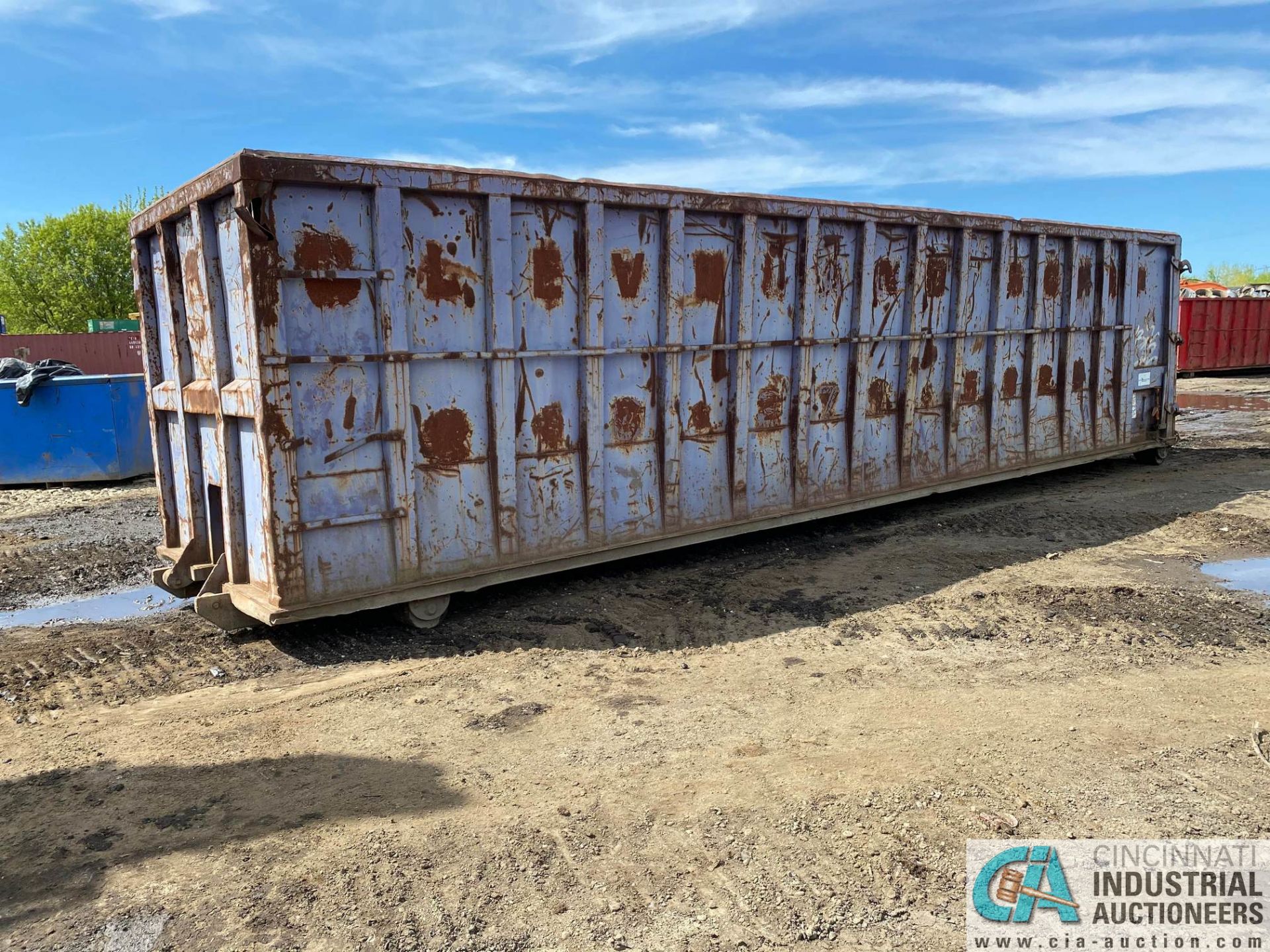 OPEN TOP STEEL CONSTRUCTED ROLLOFF CONTAINER, APPROX. 32' ONG X 7' HIGH X 8' WIDE