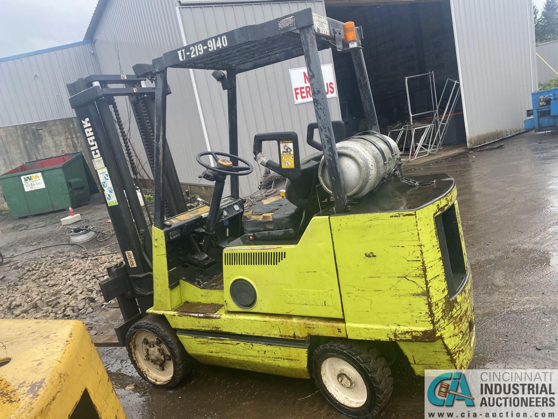 6,000 LB CAPACITY CLARK MODEL GCX30 LP GAS CUSHION TIRE FORKLIFT; S/N GX230-0219-9140K0F, 2-STAGE - Image 2 of 7