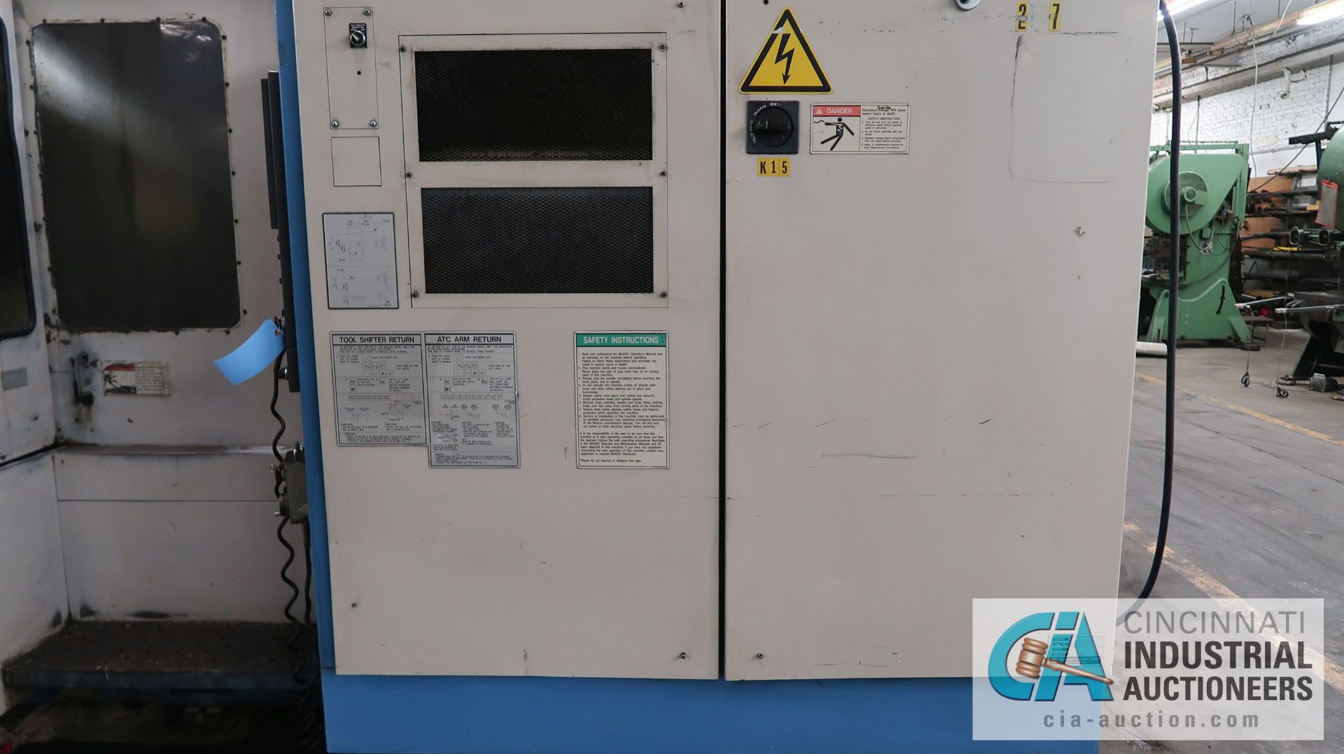 MAZAK MODEL ULTRA 550 CNC HORIZONTAL MACHINING CENTER; S/N 114464, MAZATROL M32 CONTROL, (2) 19" x - Image 20 of 34