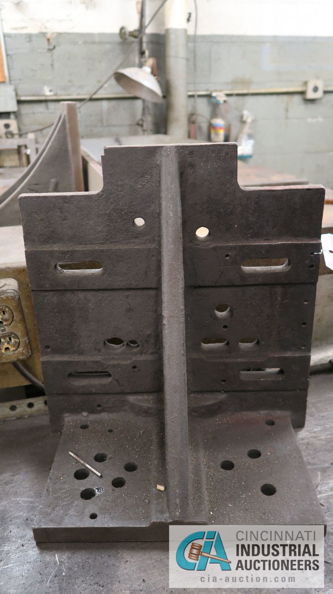 (LOT) ANGLE PLATES