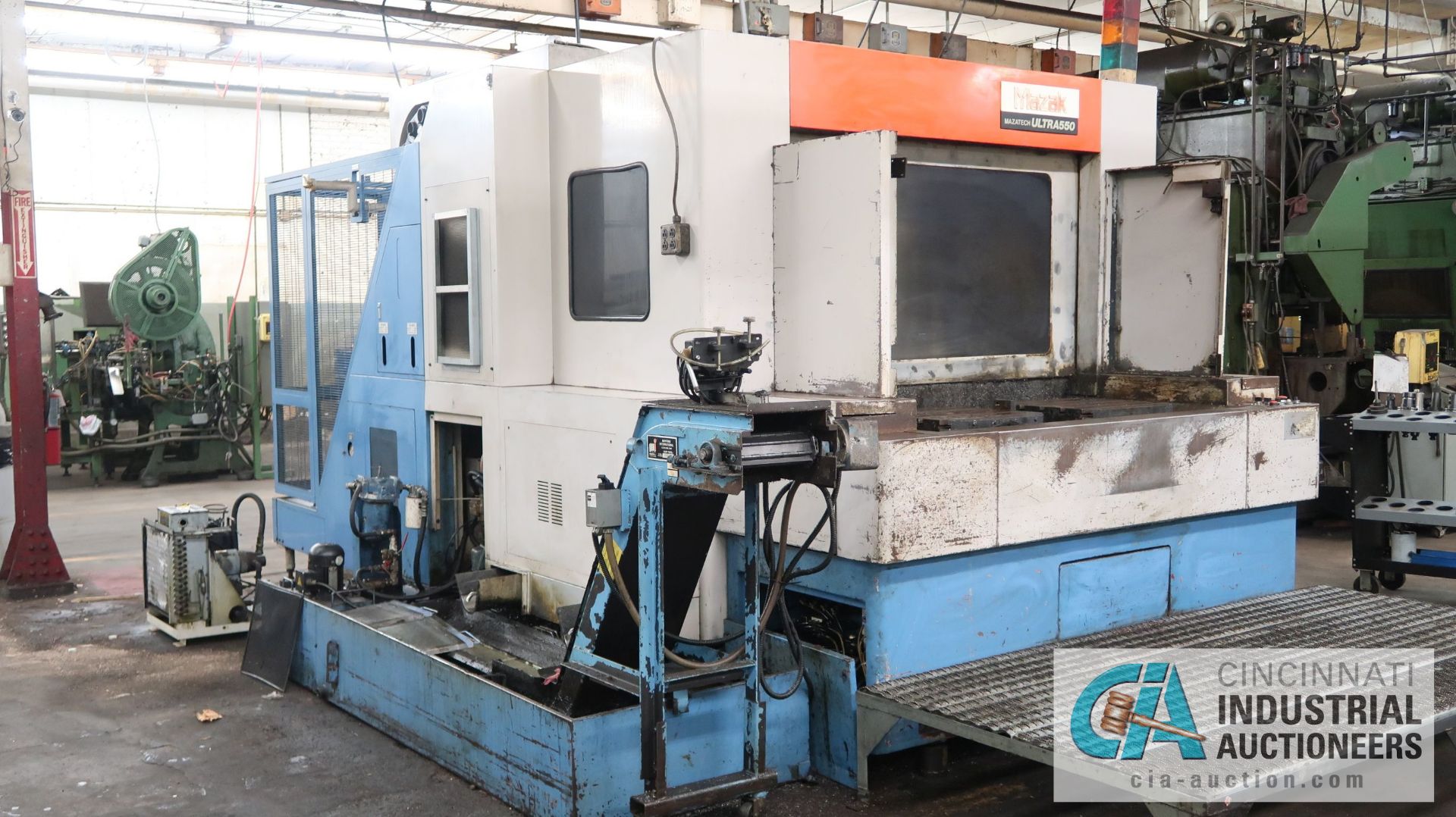 MAZAK MODEL ULTRA 550 CNC HORIZONTAL MACHINING CENTER; S/N 114464, MAZATROL M32 CONTROL, (2) 19" x - Image 2 of 34