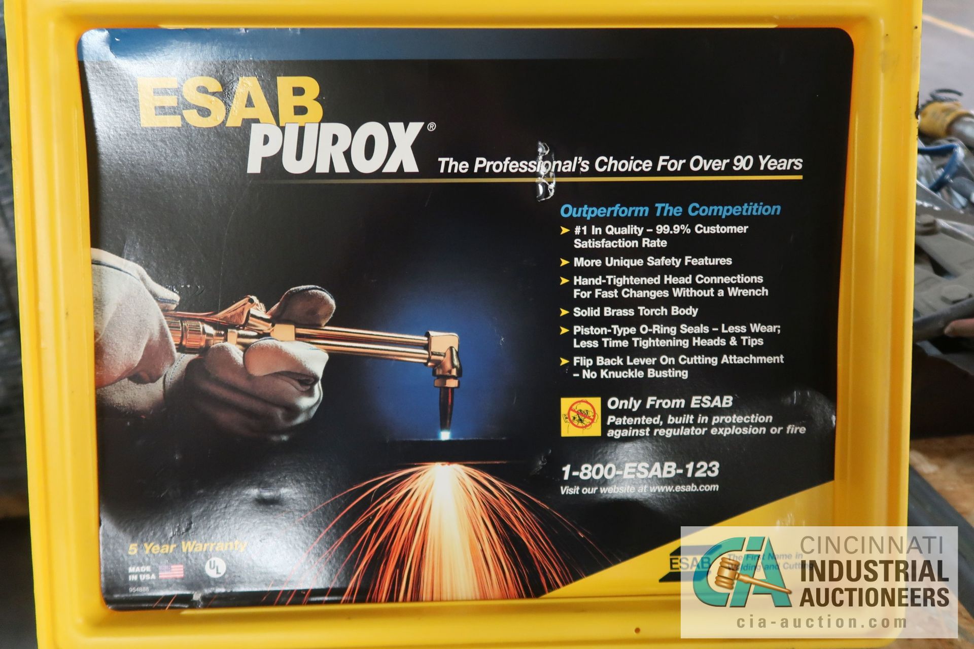ESAB PUROX TRADE MASTER WELDING & CUTTING OUTFIT - Image 2 of 3