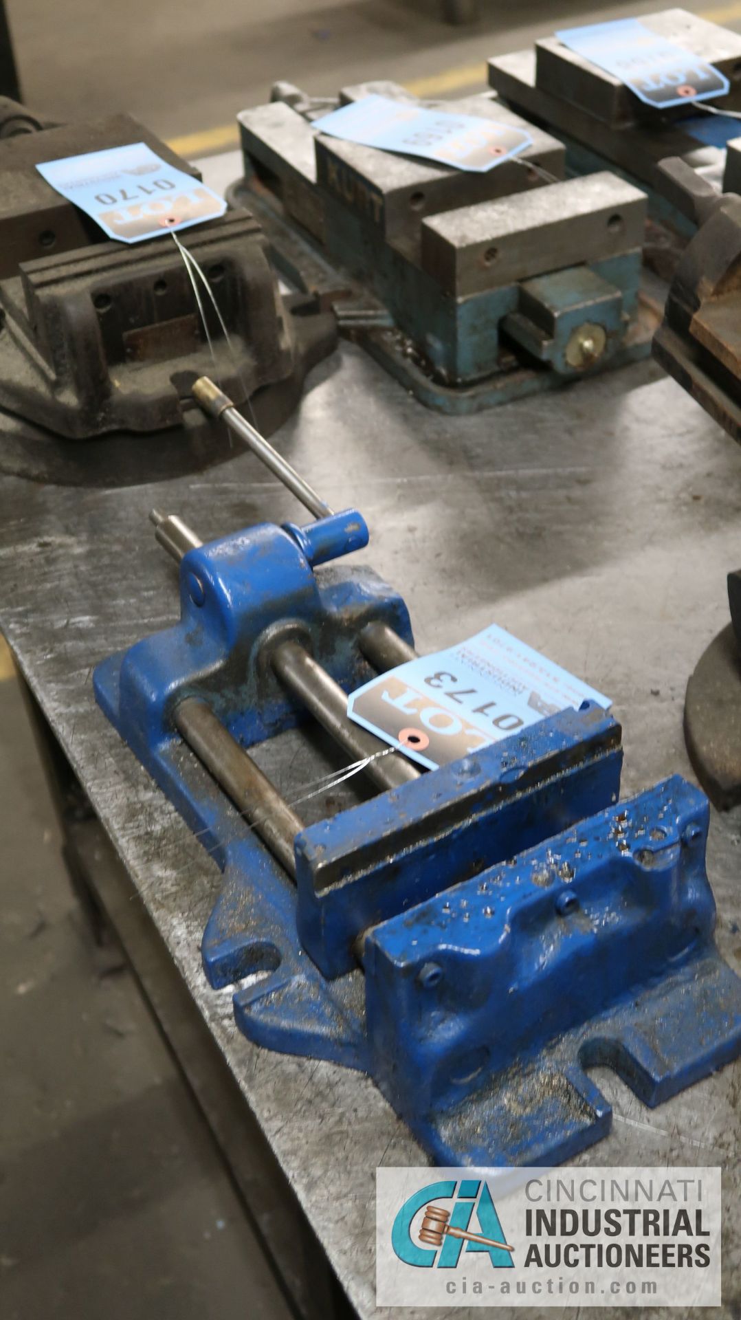 6" VISE - Image 2 of 2