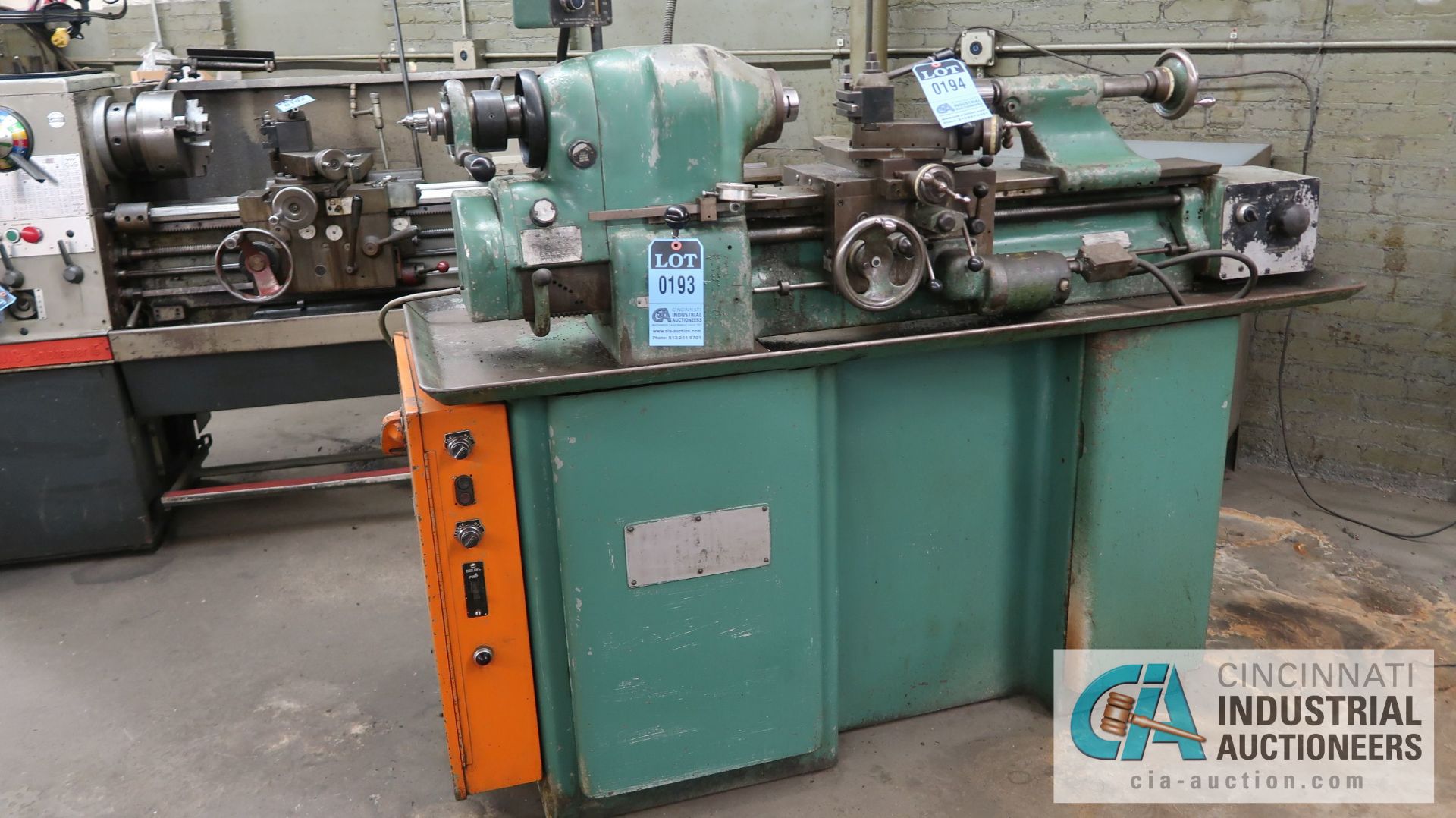 8" X 18" HARDINGE MODEL HLV PRECISION LATHE; SPINDLE SPEED 125 - 3,000 RPM, 5C COLLET CHUCK, - Image 10 of 10