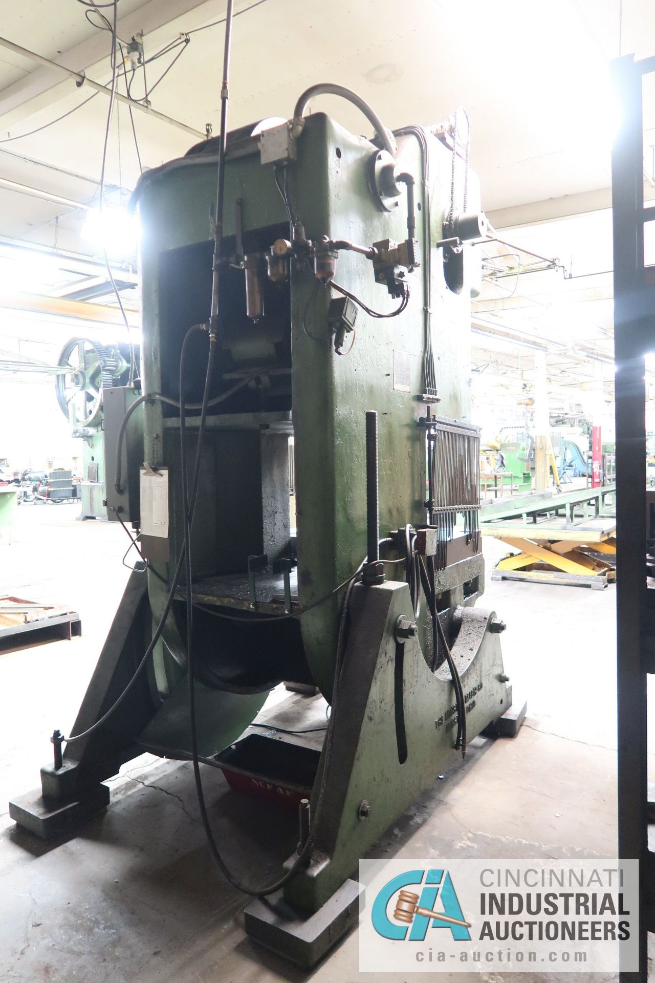 88 TON MINSTER MODEL 8 OBI PRESS; S/N 6785-L, 8" STROKE, 3-1/2" ADJ., 26" x 40" BED, 14" SHUT - Image 4 of 15