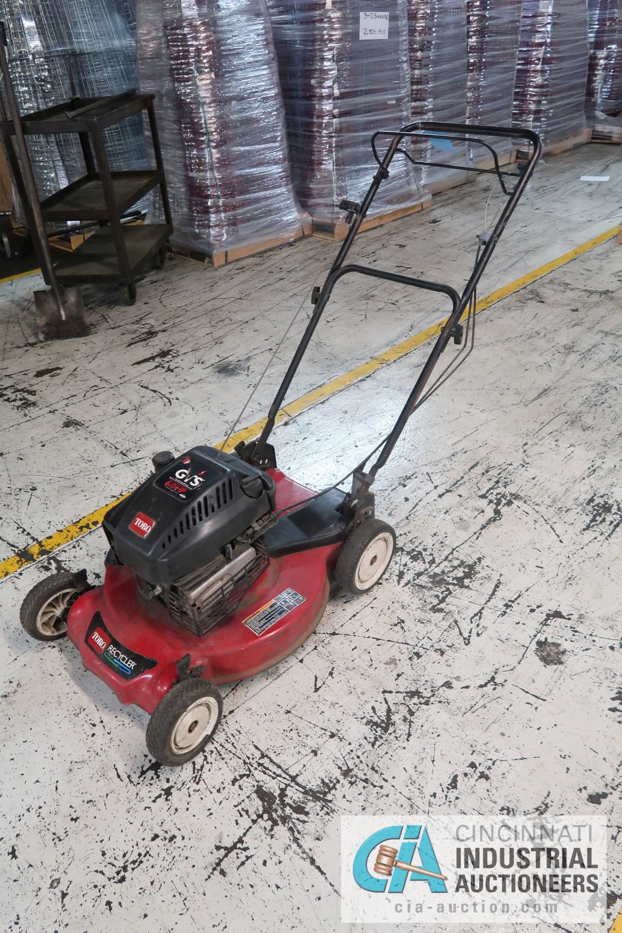 21" TORO GAS POWERED WALK BEHIND LAWNMOWER; 6 HP - Image 2 of 9