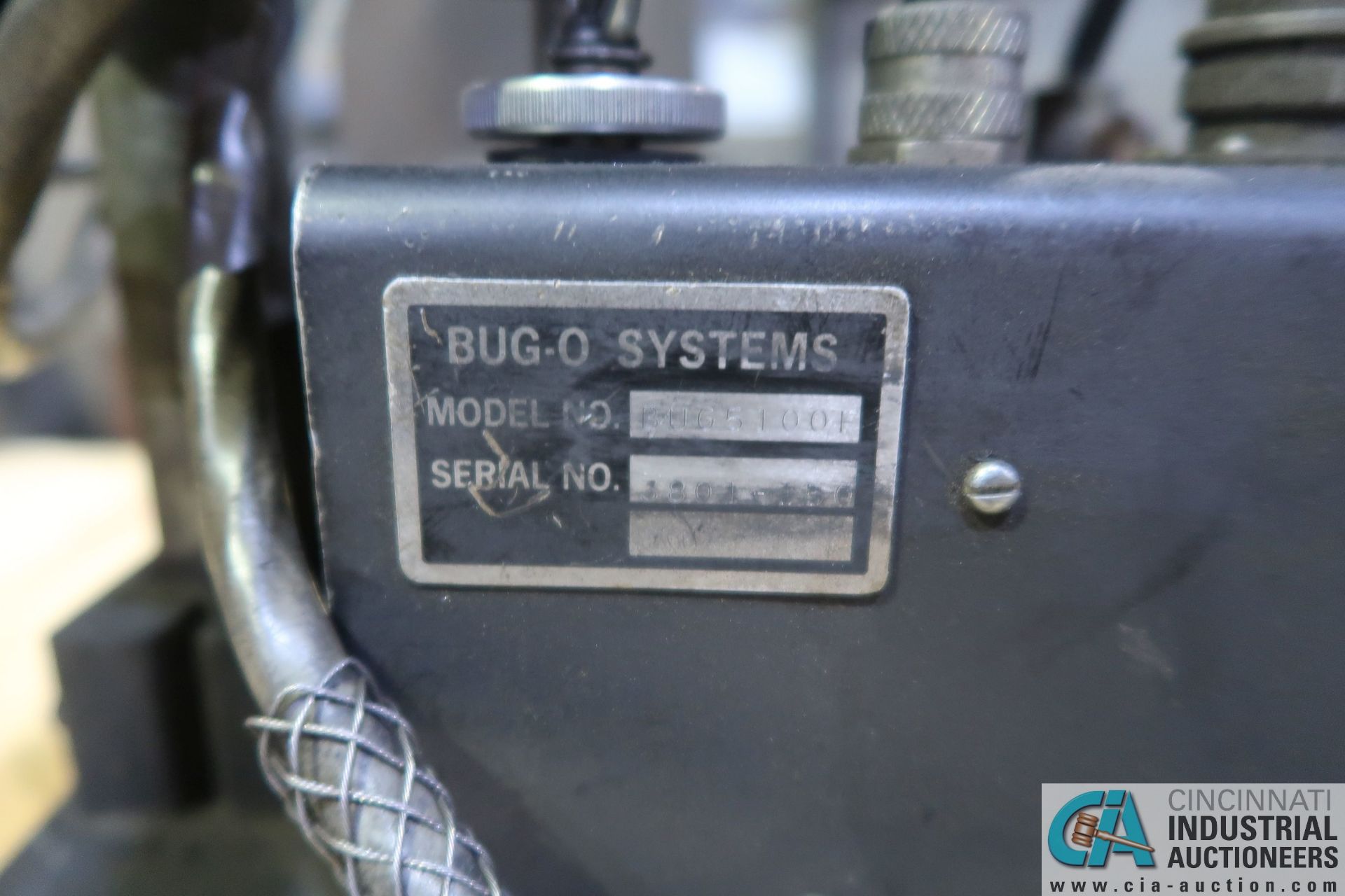 BUG-O SYSTEM MODEL BUG 5100F TRACK BURNER WITH 11'8" LENGTH OF TRACK - Image 4 of 5