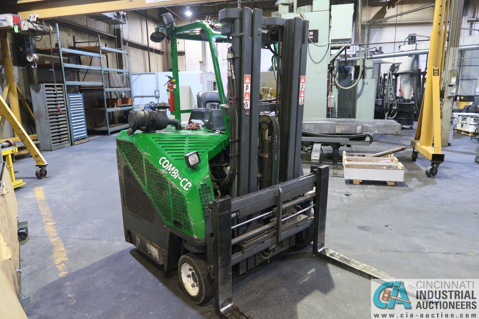 6,000 LB. COMBI MODEL C6000CB LP GAS TWO-STAGE 4-WAY LIFT TRUCK; S/N 20894, 6,180 HOURS SHOWING, - Image 2 of 9