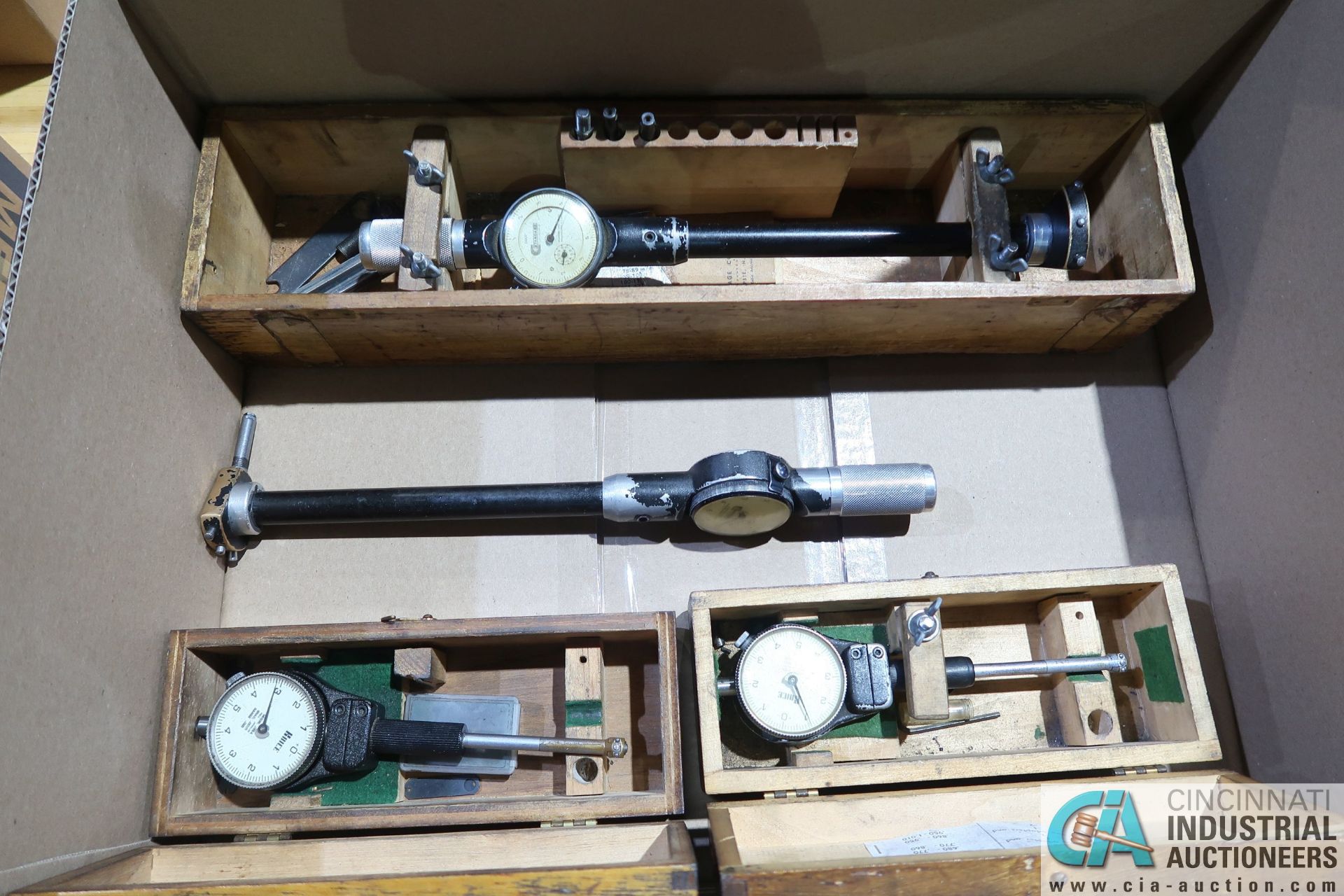 MISCELLANEOUS SIZE DIAL BORE GAGES