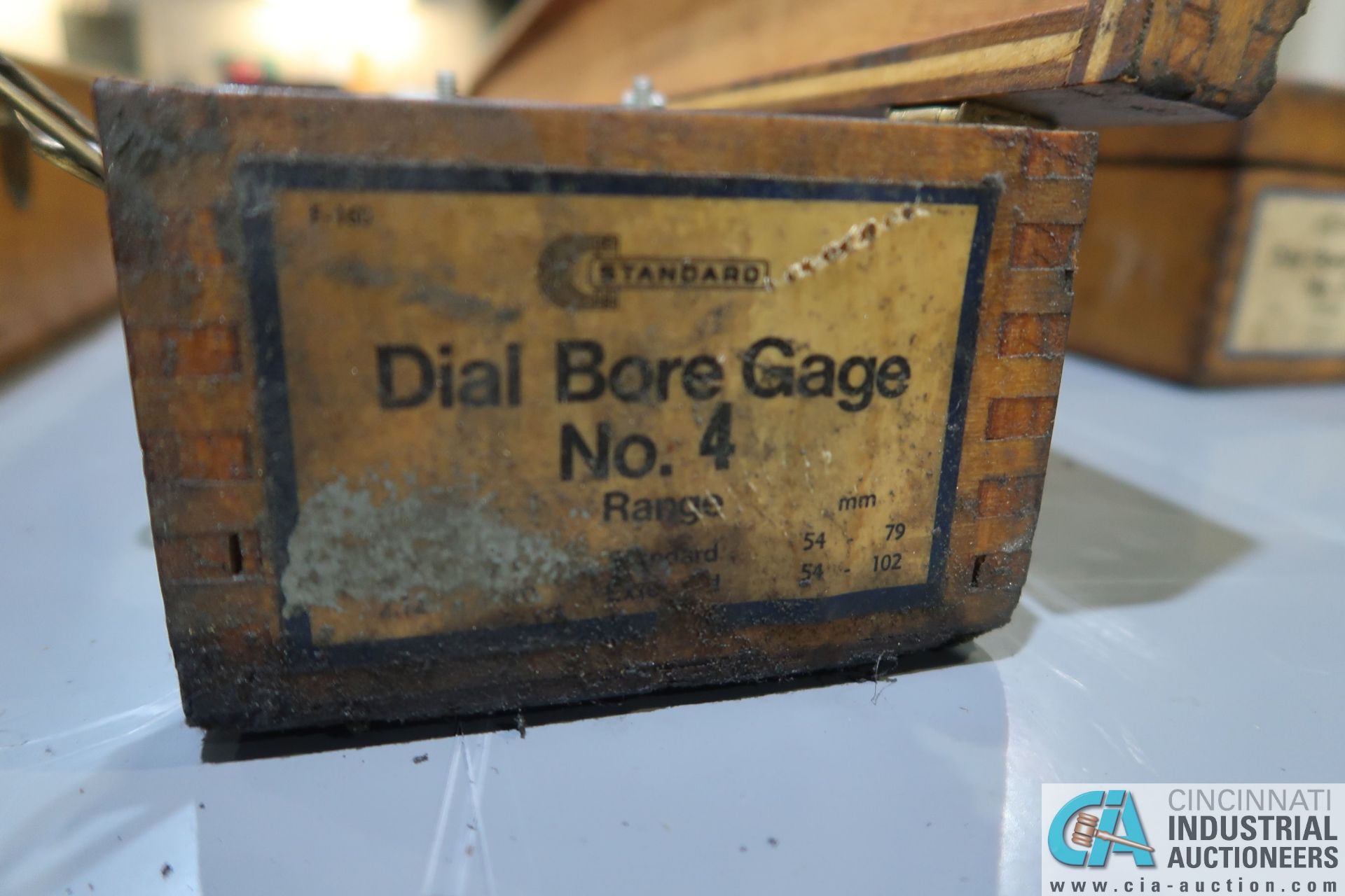 58" LONG STANDARD GAGE CO. DIAL BORE GAGE WITH STANDARD NO. 5 DIAL GAGE - Image 3 of 3