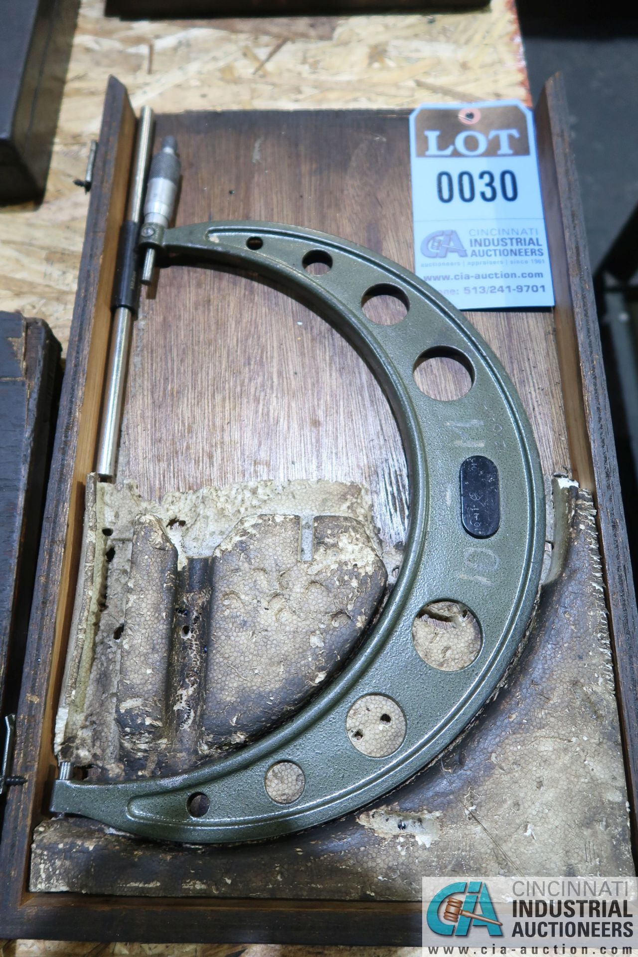 10" - 11" MITUTOYO MICROMETERS - Image 2 of 3