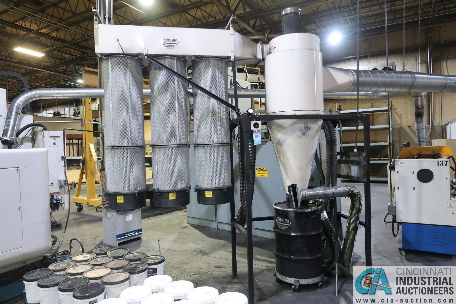 ONEIDA TRIPLE FILTER BOTTOM DISCHARGE DUST COLLECTOR SYSTEM