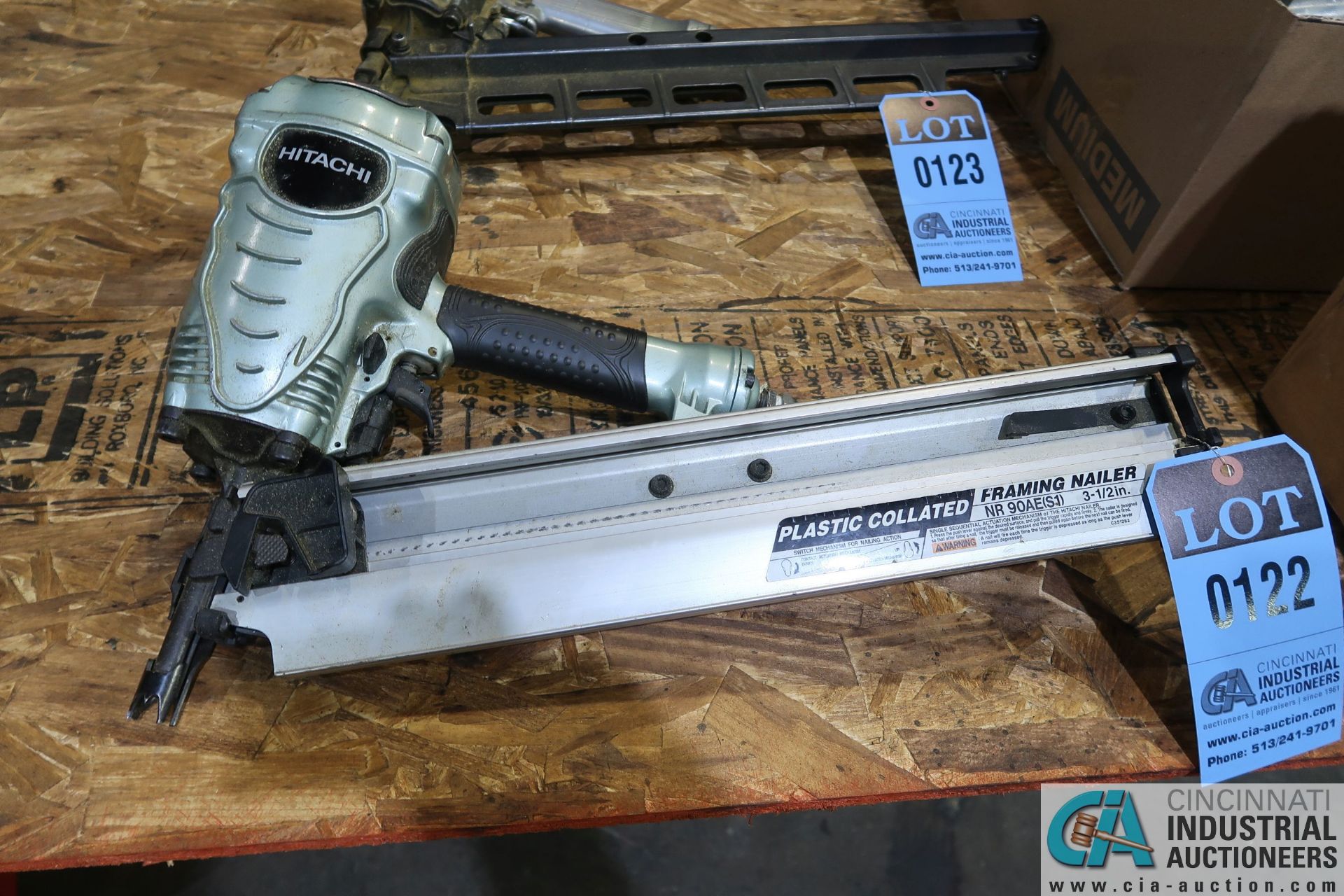 3-1/2" HITACHI NO. 90AE(SI) PNEUMATIC FRAMING STRIP NAILER