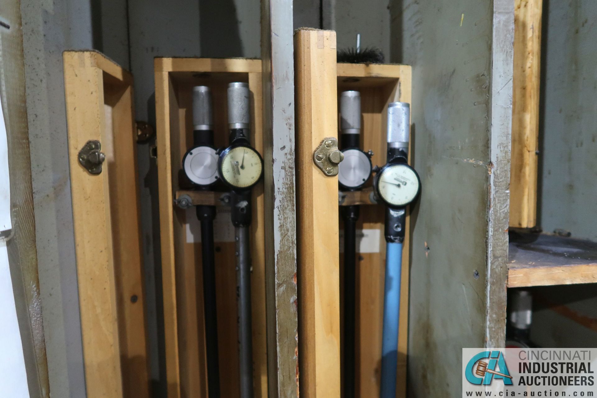 MISCELLANEOUS LENGHT DIAL BORE GAGES WITH CABINET - Image 2 of 9