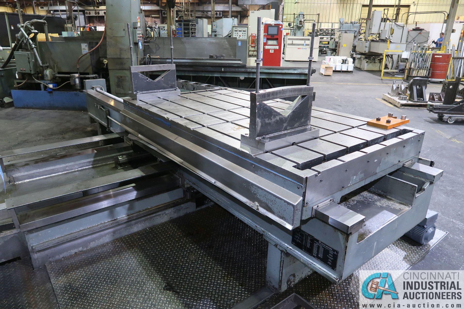 LUCAS MODEL 30-DCP76 CNC HORIZONTAL BORING MILL; S/N 30DC0510, 5' X 7' TABLE, DYNAPATH 50 CONTROL - Image 9 of 18