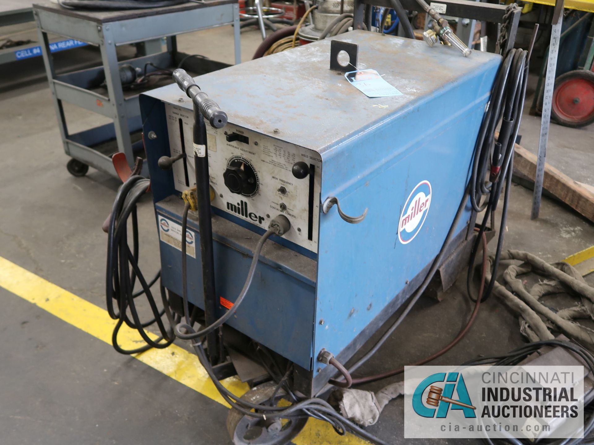 250 AMP MILLER IDEALARC HF ARC WELDER; S/N HH061361 - Image 5 of 5