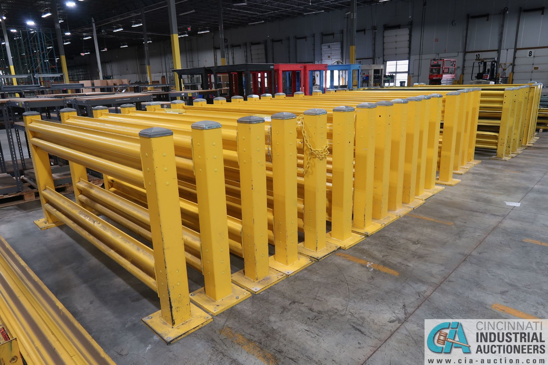 (LOT) GUARD RITE YELLOW DUAL RAIL SAFETY GUARD RAIL CONSISTING OF; (9) 10' WIDE X 45" HIGH, (20) - Image 4 of 13