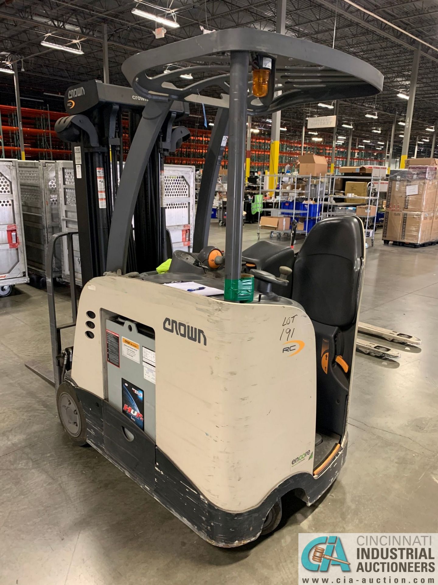 3,500 LB. CROWN MODEL RC5535-35 STAND UP ELECTRIC LIFT TRUCK; S/N 1A330921, APPROX. 6,389 HOURS - Image 3 of 10