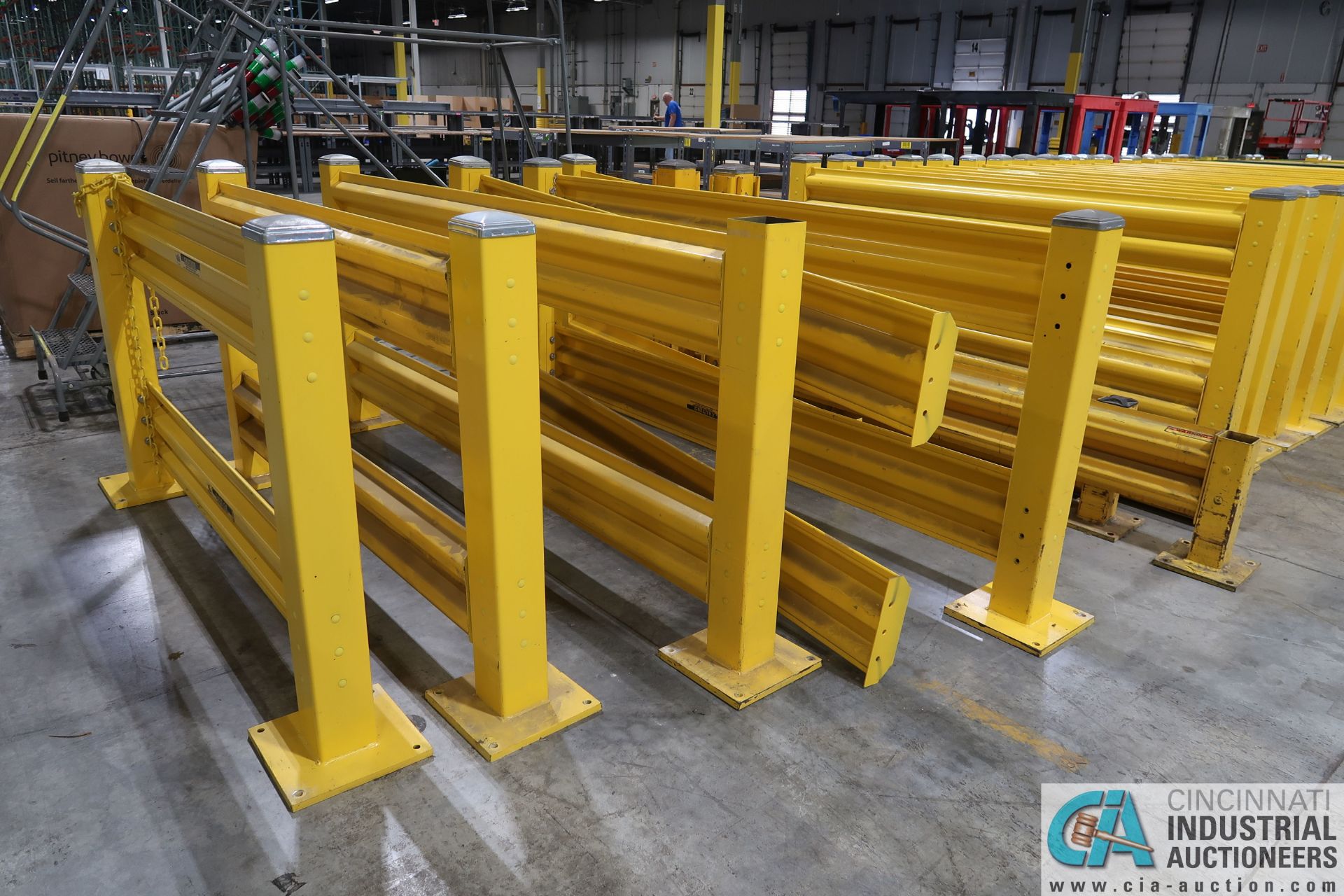 (LOT) GUARD RITE YELLOW DUAL RAIL SAFETY GUARD RAIL CONSISTING OF; (9) 10' WIDE X 45" HIGH, (20) - Image 6 of 13