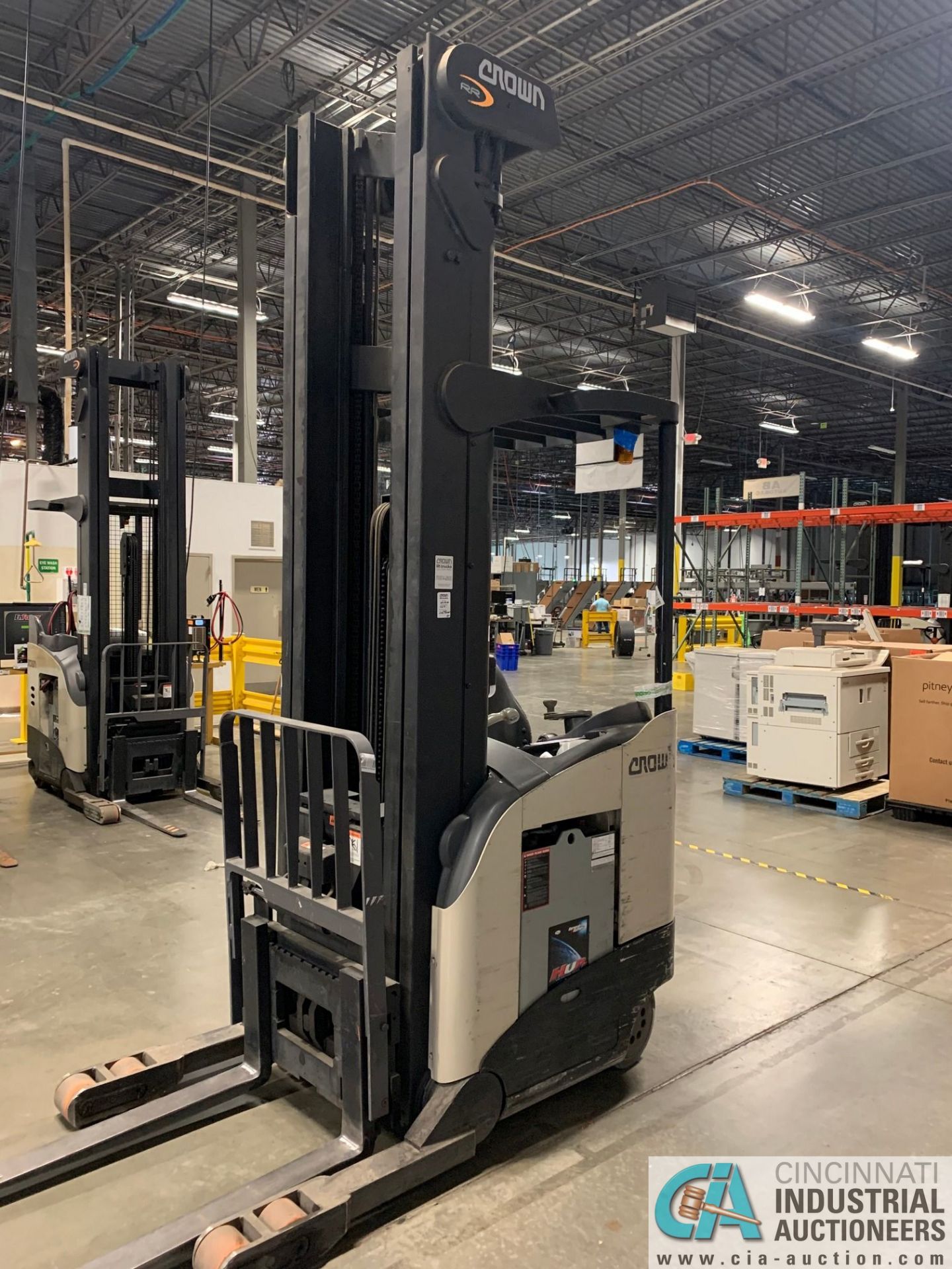 4,500 LB. CROWN MODEL RR5825-45 STAND UP ELECTRIC REACH TRUCK; S/N 1A308781, APPROX. 2,229 HOURS - Image 3 of 11