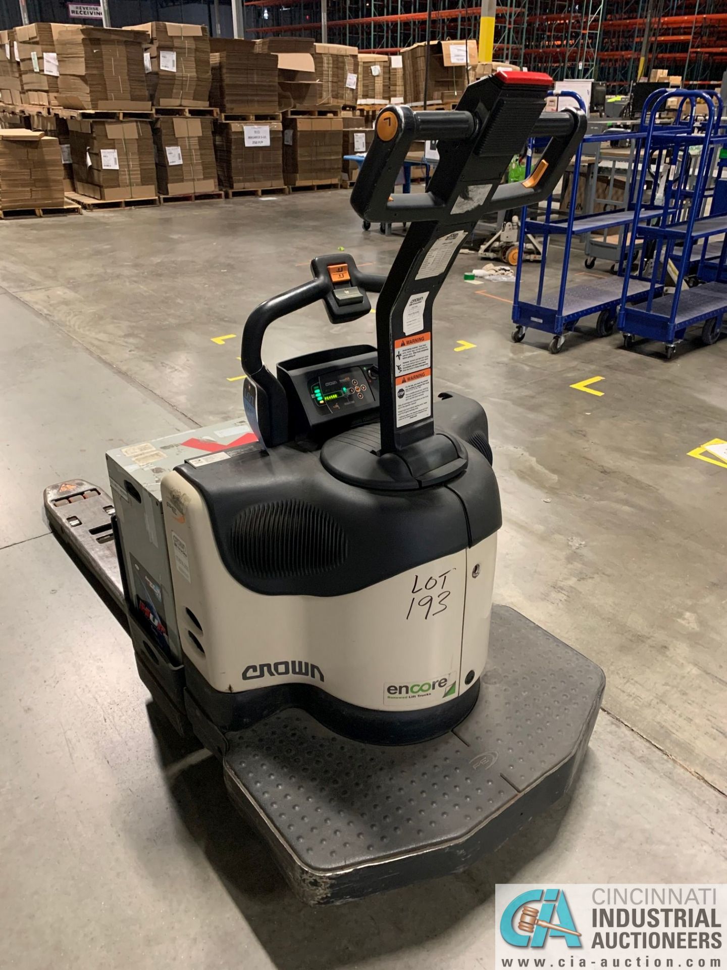 6,000 LB. CROWN MODEL PE-4500-60 RIDER TYPE ELECTRIC PALLET TRUCK; S/N 6A2266154, APPROX. 5,187 - Image 6 of 8