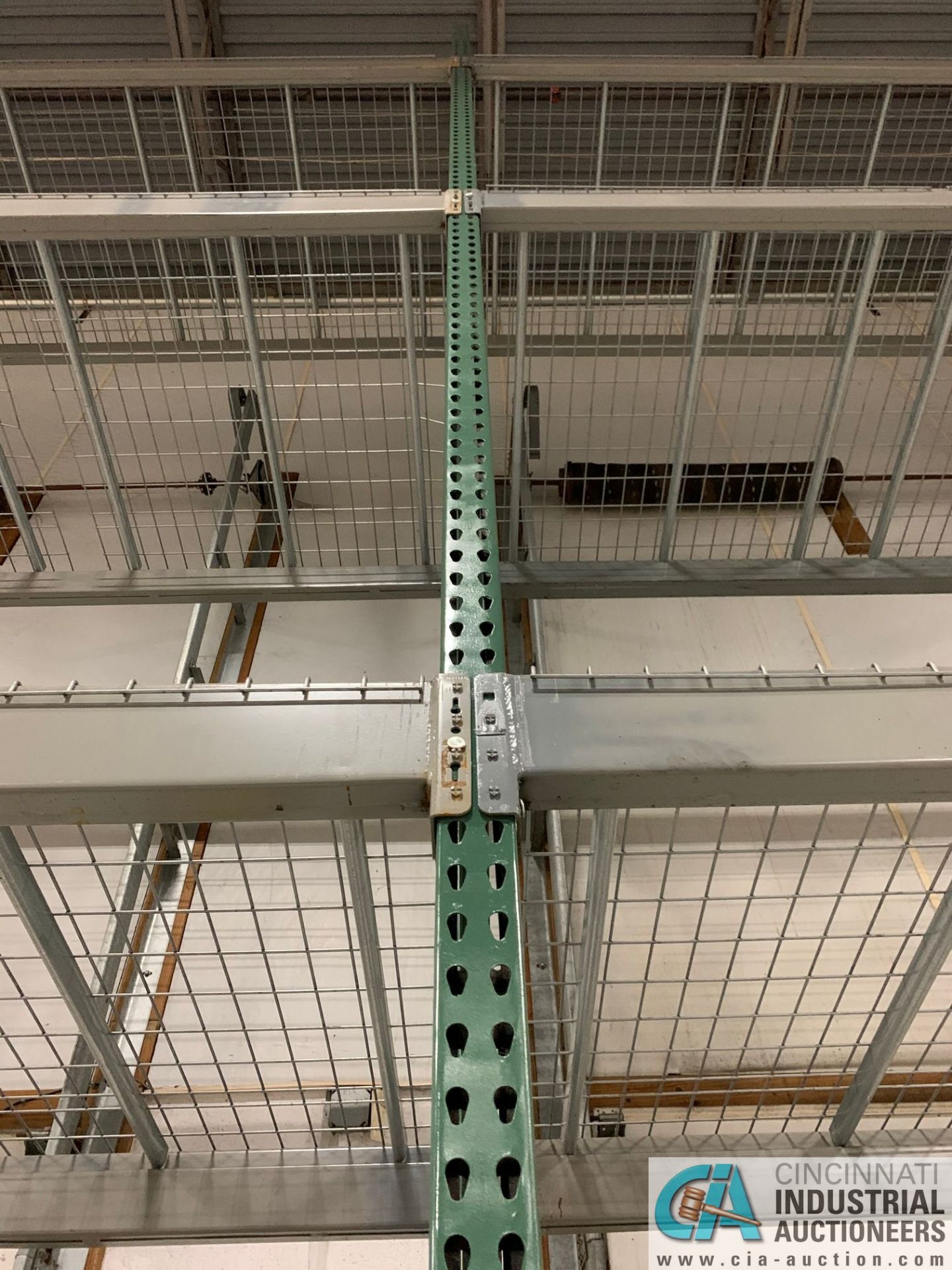 SECTIONS 48" X 24' HIGH TEAR-DROP STYLE ADJUSTABLE BEAM WIRE DECKING PALLET RACK, (6) CROSSMEMBER - Image 5 of 17