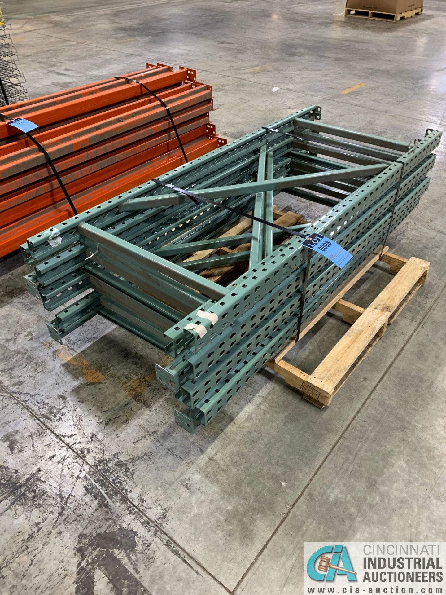 SECTIONS 30" X 72" X 72" HIGH FREE-STANDING ADJUSTABLE BEAM WIRE DECKING PALLET RACK CONSISTING OF; - Image 2 of 4