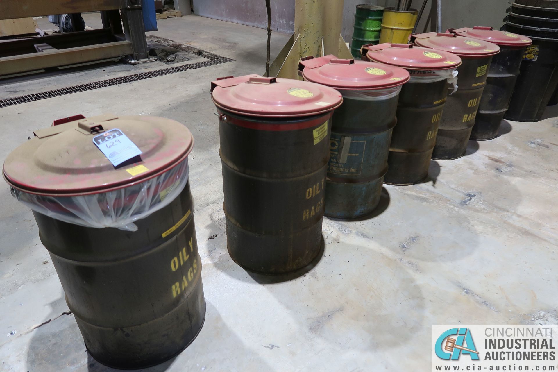 (LOT) (6) OILY RAG DRUM CANS WITH JUSTRITE SAFETY DRUM COVERS