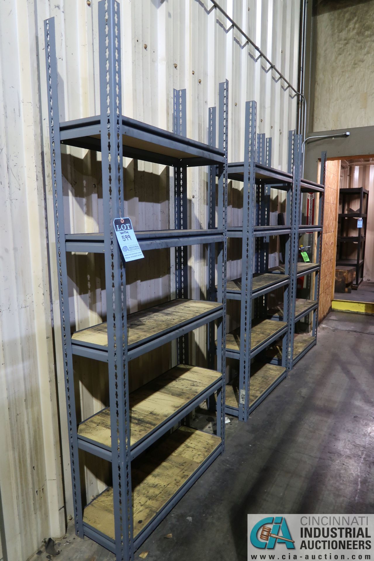 (LOT) (3) SECTIONS 24" X 72" X 72" HIGH LIGHT DUTY ADJUSTABLE BEAM WIRE DECKING PALLET RACK W/ (3) - Image 3 of 3