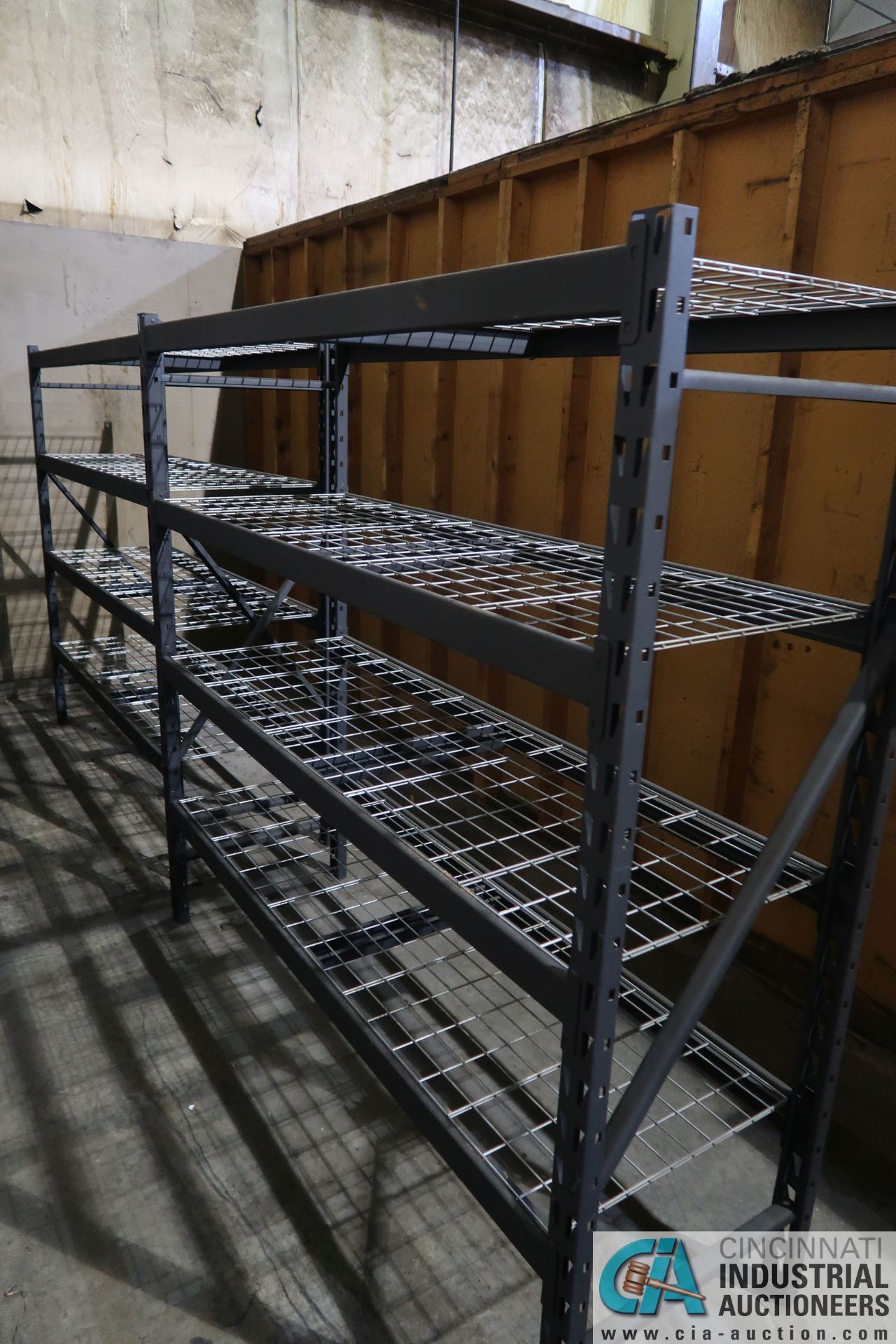 (LOT) (3) SECTIONS 24" X 72" X 72" HIGH LIGHT DUTY ADJUSTABLE BEAM WIRE DECKING PALLET RACK W/ (3)