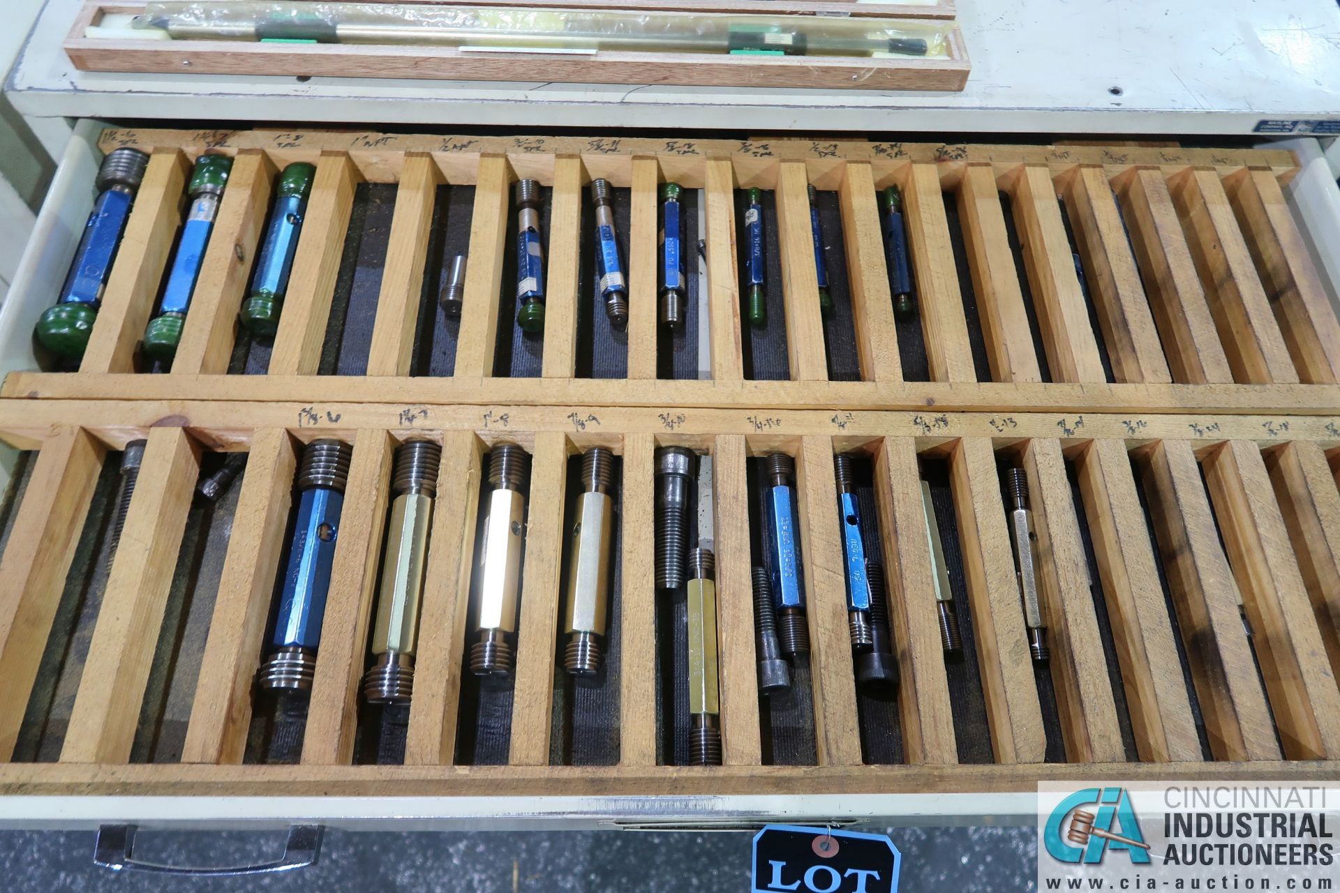 (LOT) NO-GO THREAD, RING GAGES AND MISCELLANEOUS MICROMETER STANDARDS WITH (3) FIVE-DRAWER CABINETS - Image 3 of 6