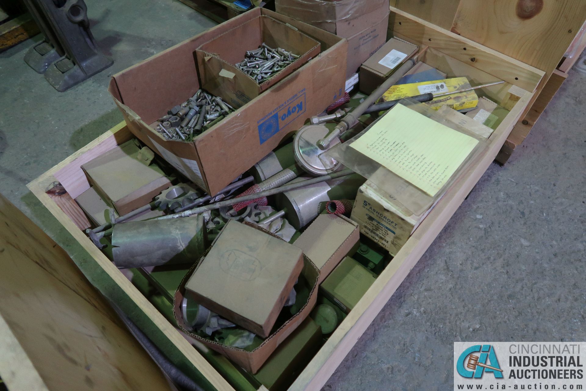 CRATE FURNACE PARTS CYLINDERS, BUSHINGS, BEARINGS, UNIONS AND OTHER RELTATED ITEMS - Image 2 of 3