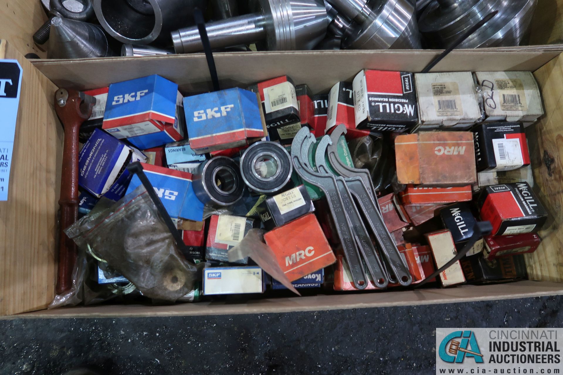 CRATE MISCELLANEOUS BEARINGS