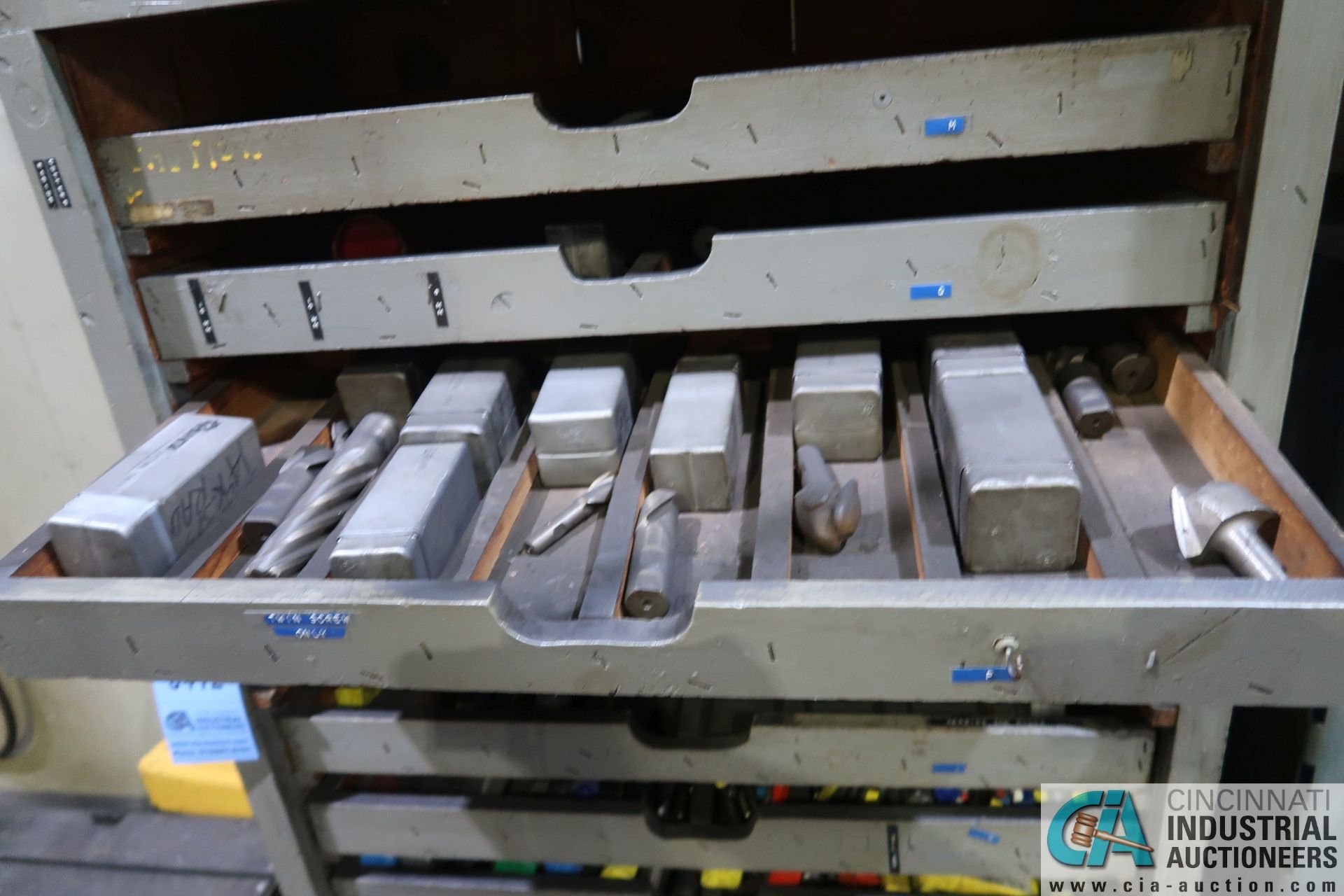 17-DRAWER WOOD VIDMAR STYLE TOOLING CABINET AND CONTENTS LOADED WITH CARBIDE AND STEEL END MILLS, - Image 3 of 17