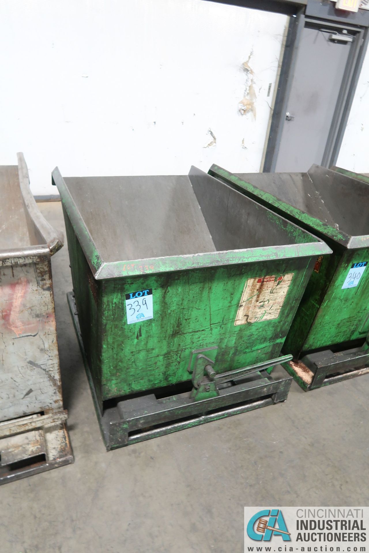 3/4 CU. YARD SELF DUMPING HOPPER