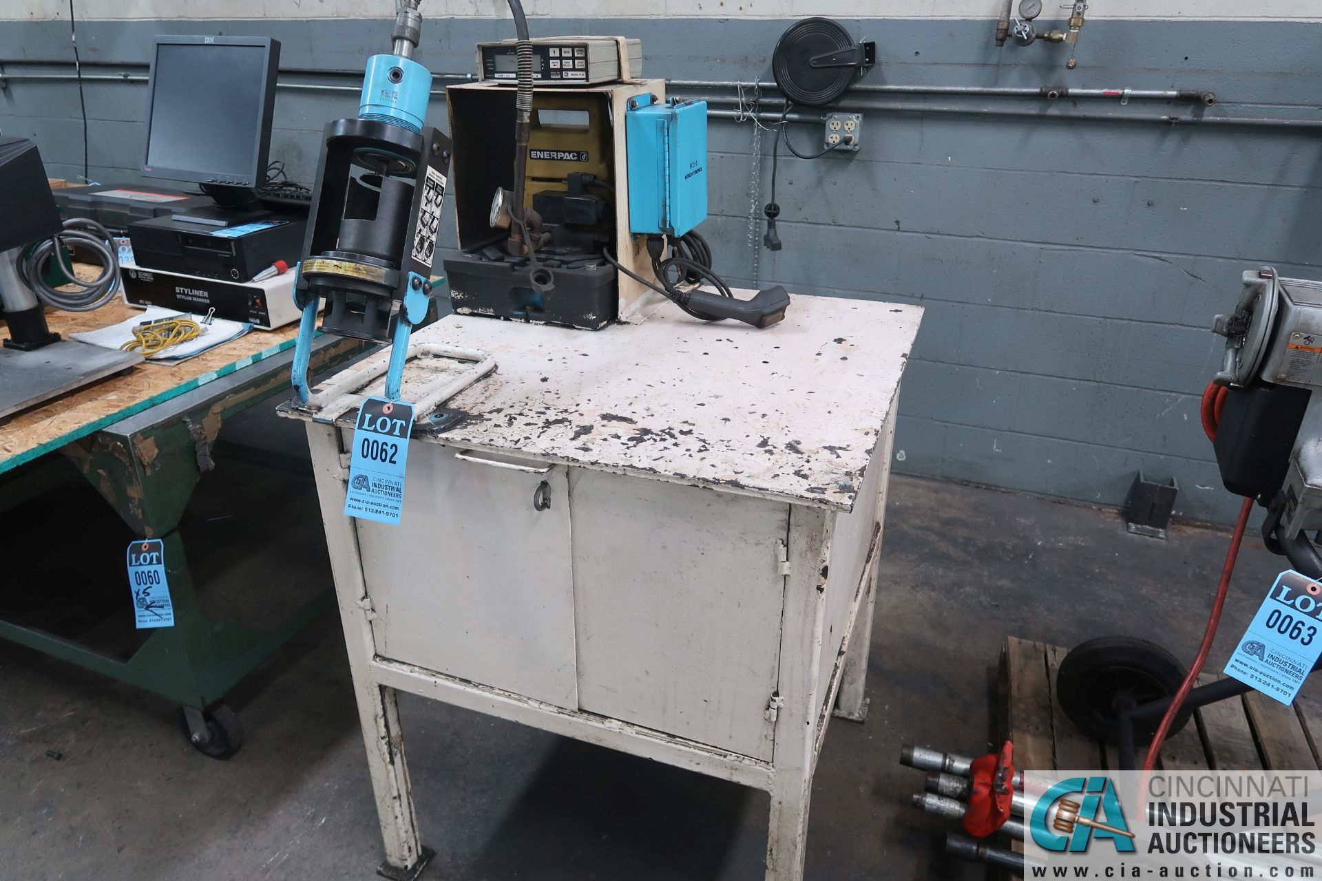 10,000 PSI MAX. HYDRAULIC CRIMPING MACHINE W/ ENERPAC 1/2 HP ELECTRIC POWER UNIT, STEEL TABLE,