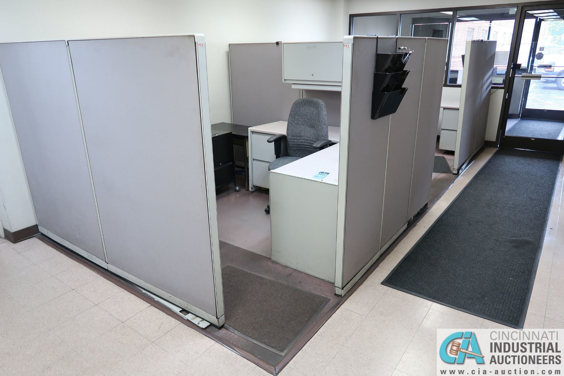 105" X 107" STEELCASE OFFICE CUBICLES