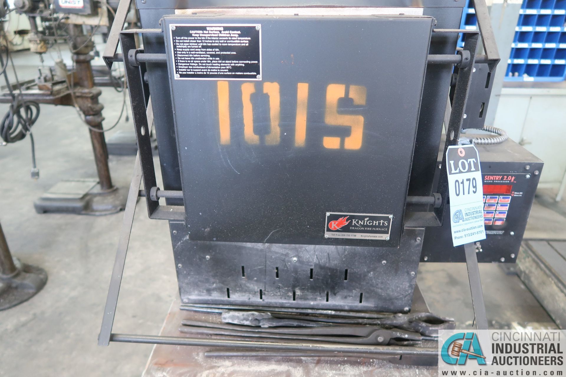 KNIGHT MODEL KMTG18 ELECTRIC FURNACE; S/N 434326, MAX TEMPERATURE: 2,000 DEGREE FAHRENHEIT - Image 3 of 9