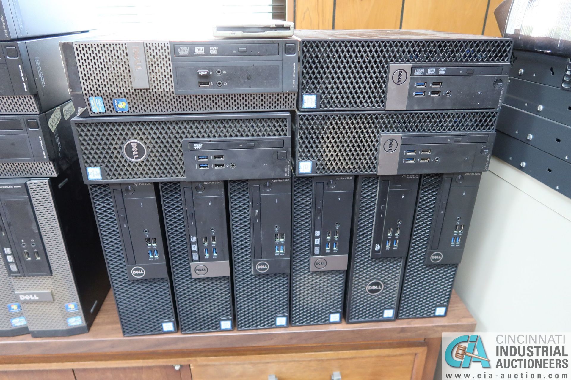 DELL OPTIPLEX 3010, 3040, 3050 COMPUTERS - Image 2 of 3