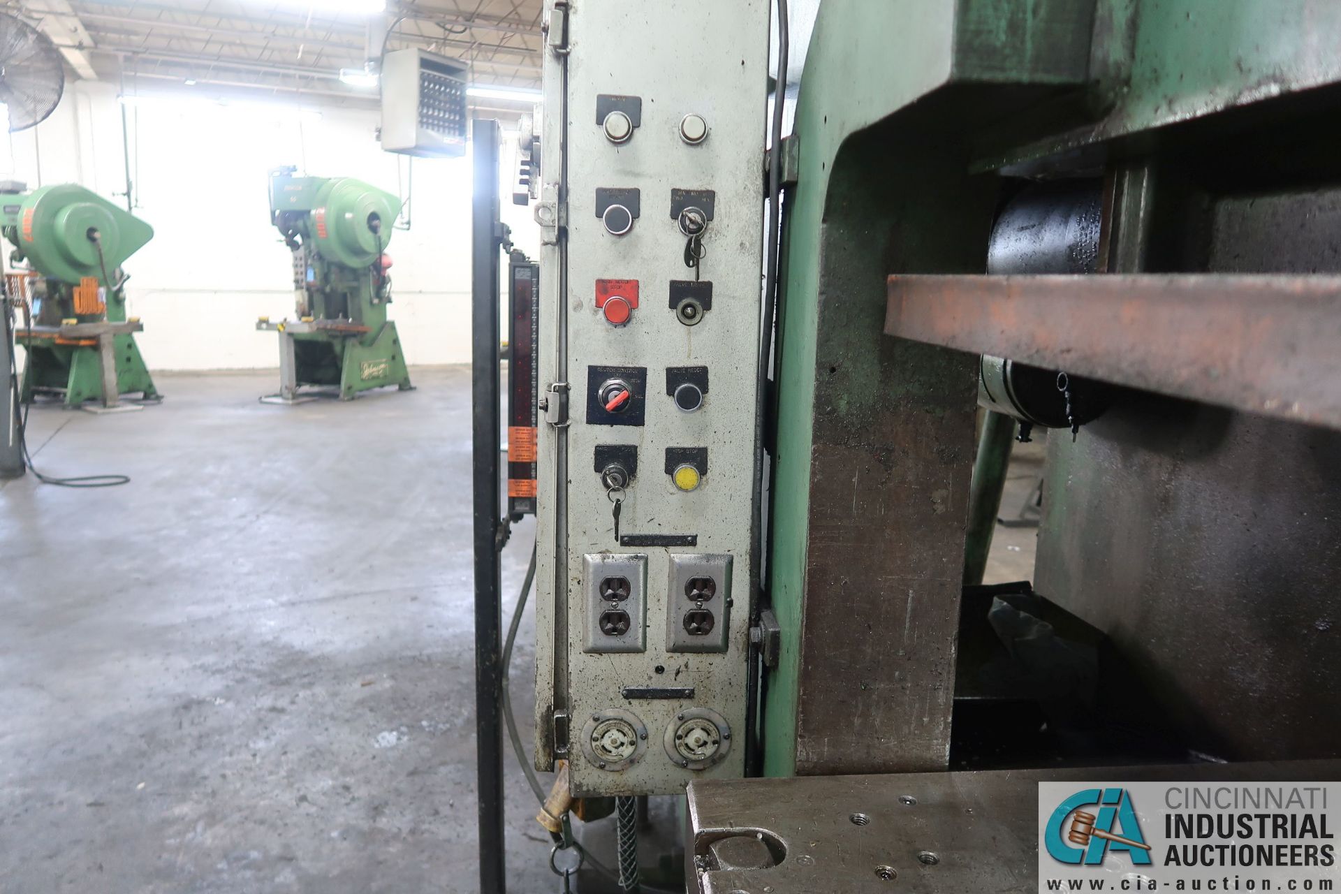 110 TON DANLY OBI PRESS; S/N 110528810165, 6" STROKE, 18-1/2" SHUT HEIGHT, 3-1/2" ADJ., 90 SPM, - Image 7 of 16