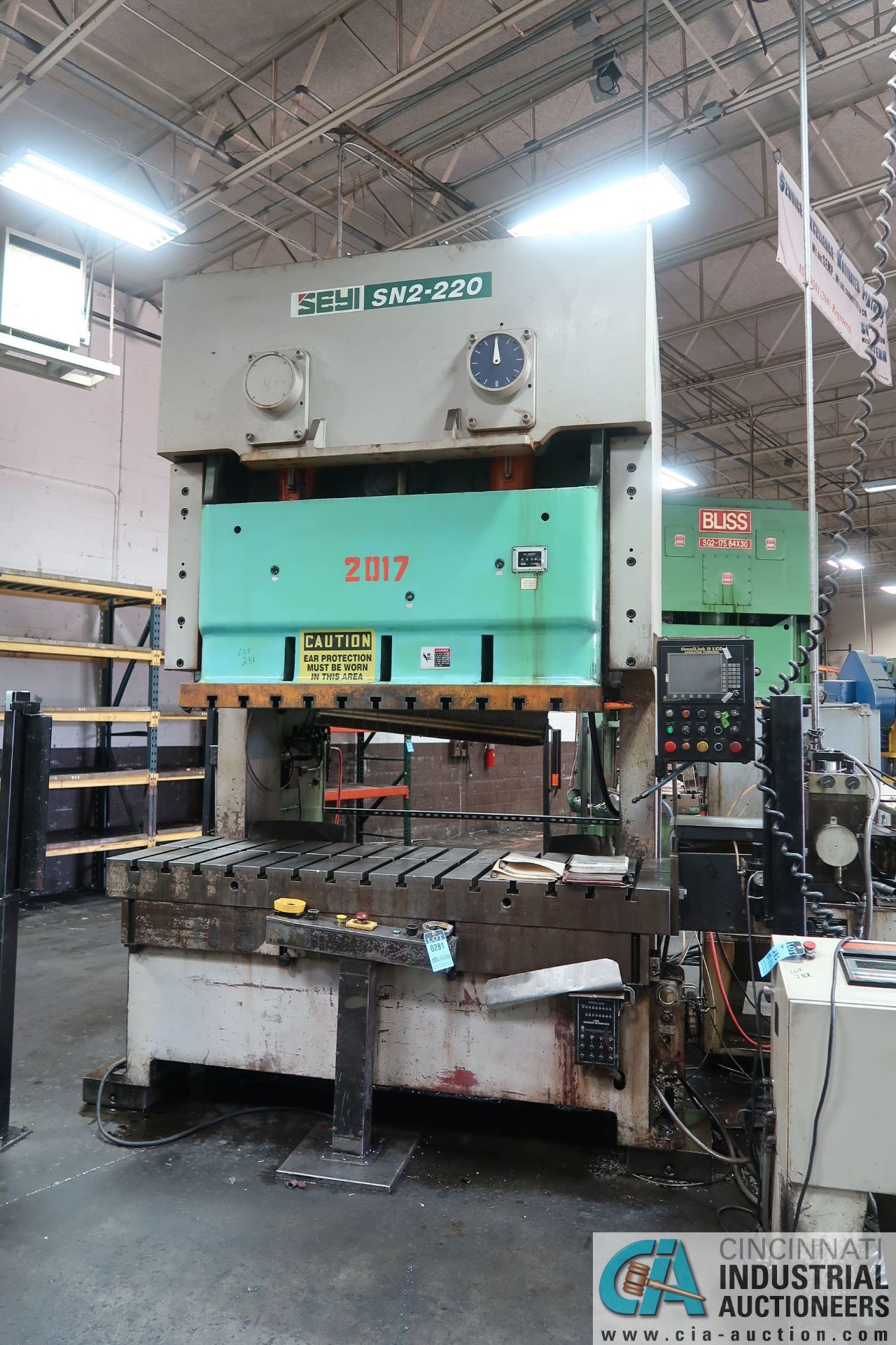 **200 TON SEYI MODEL SN2-220 GAP FRAME PRESS; S/N EW-D-200-198, OMNI LINK II LCD CONTROL, 33" X