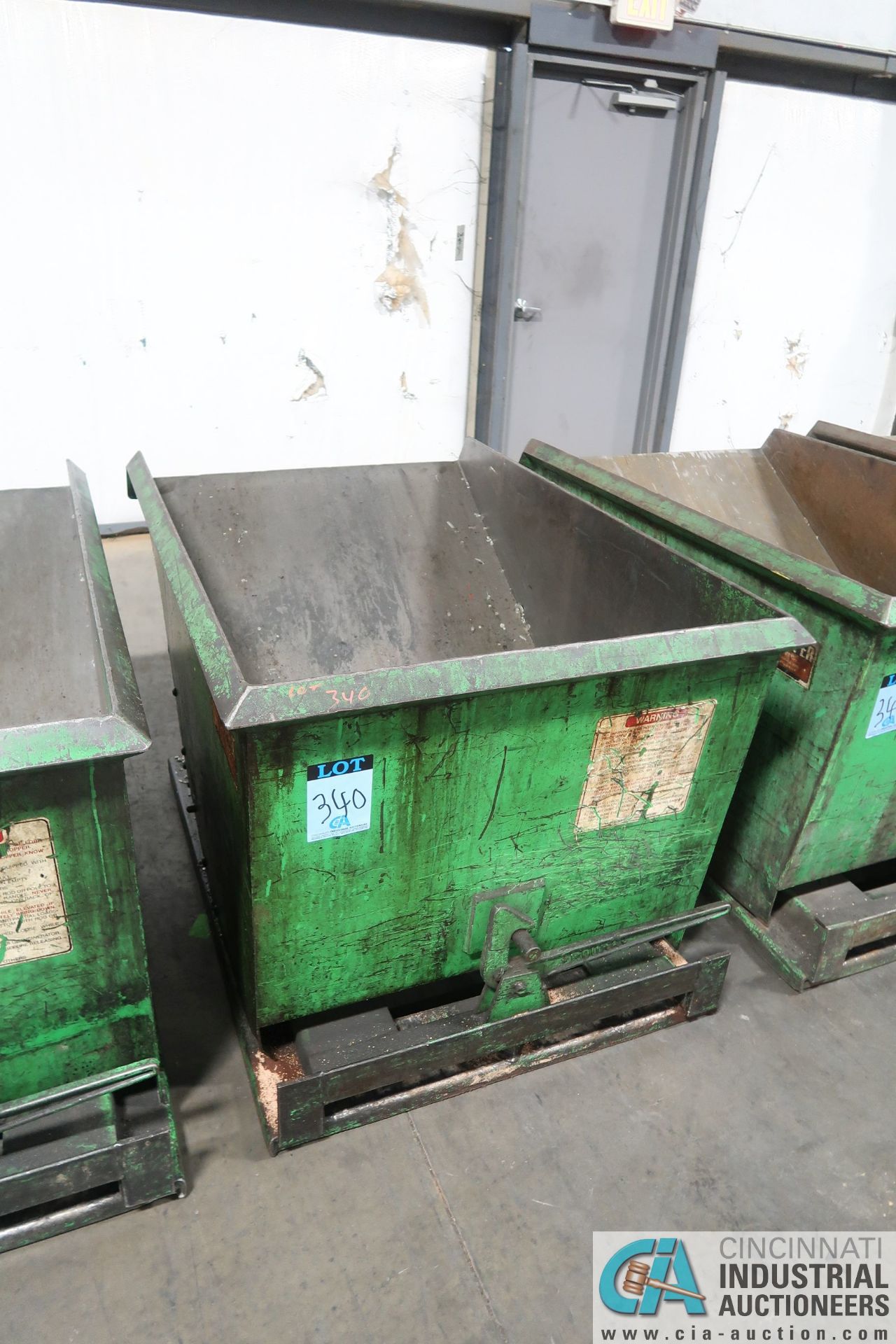 3/4 CU. YARD SELF DUMPING HOPPER