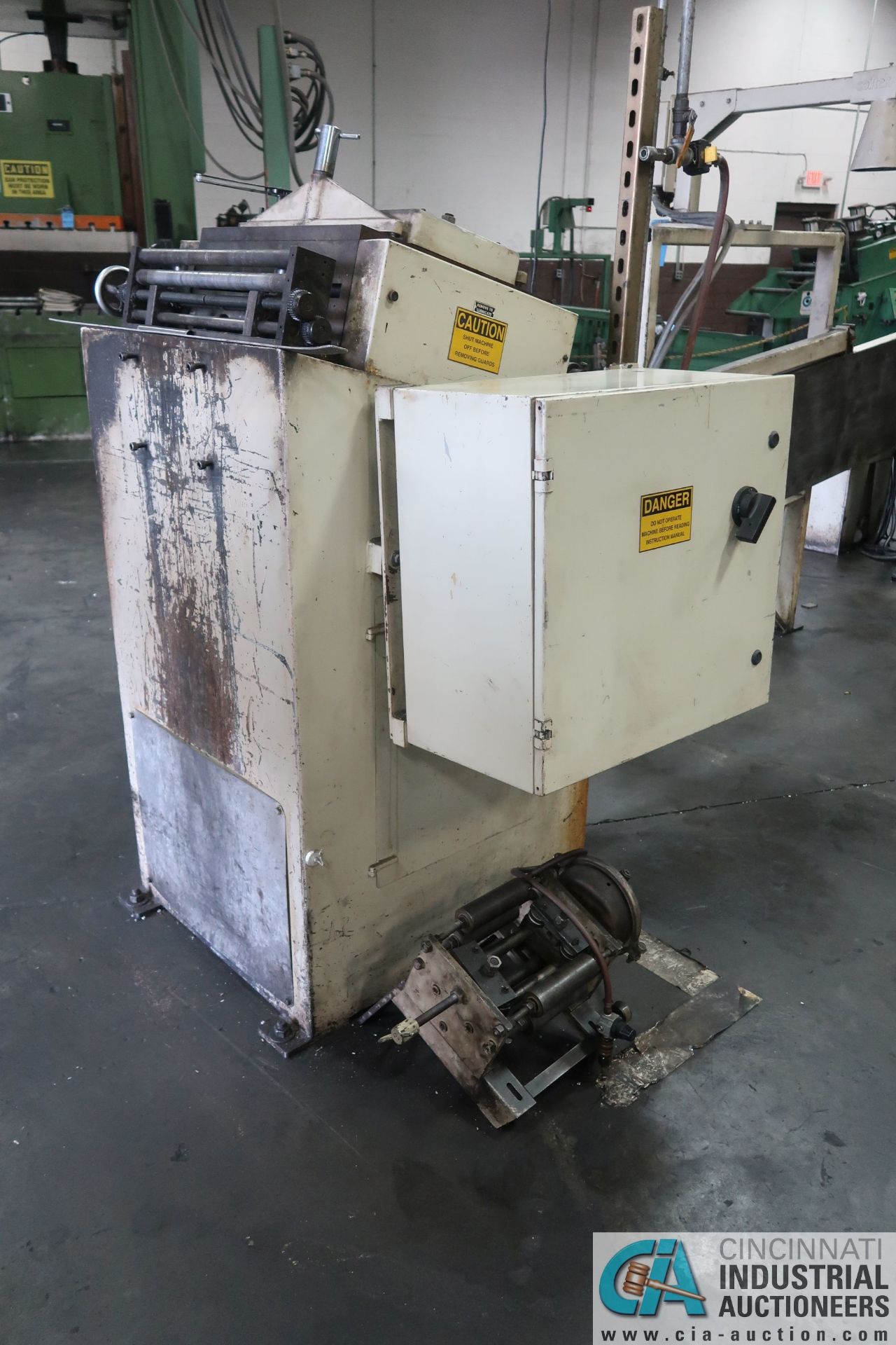 **18" CWP MODEL 18B STRAIGHTENER; S/N 061776 **SUBJECT TO OVERALL BID AT LOT 286** - Image 5 of 7