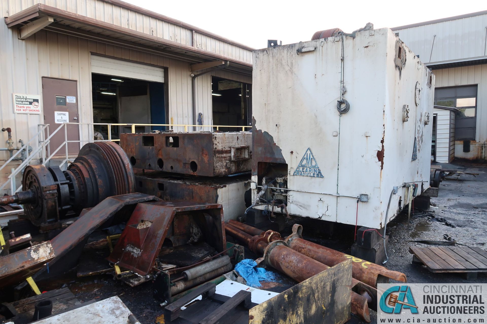 1,500 TON CLEARING SSDC PRESS (DISASSEMBLED) *NOTE: CROWN ASSEMBLY INSIDE & SEE PHOTOS OF BALANCE OF - Image 6 of 12