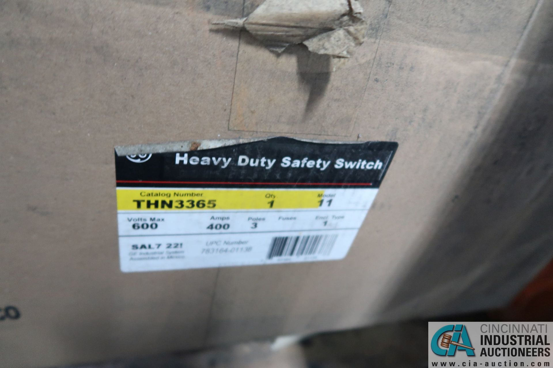 400 AMP GE HEAVY DUTY SAFETY SWITCH; 600 VAC, 350 MAX HP (NEW) - Image 3 of 3