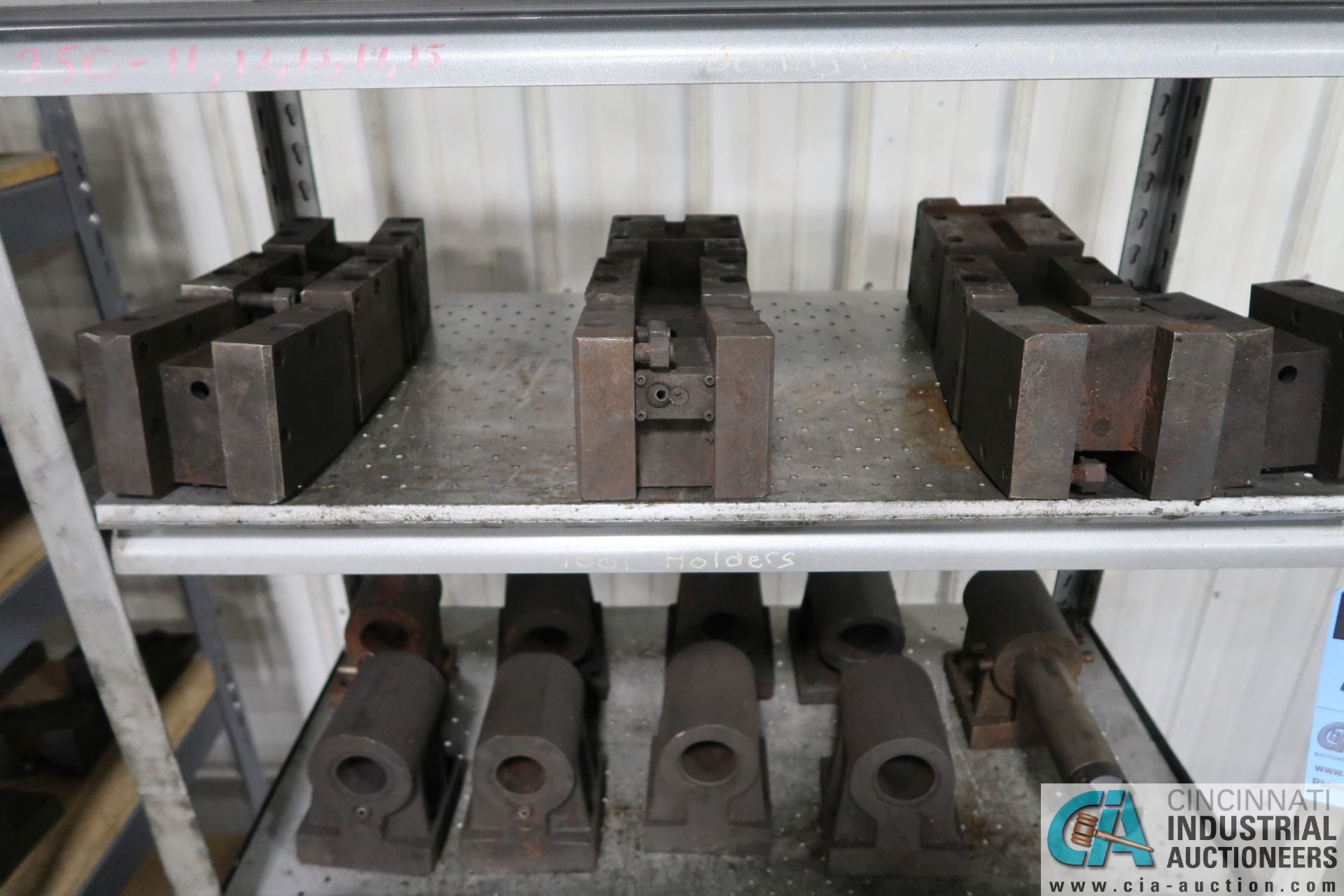 (LOT) MISCELLANEOUS SIZE AND TYPE TOOLHOLDERS WITH SHELVING - Image 2 of 4