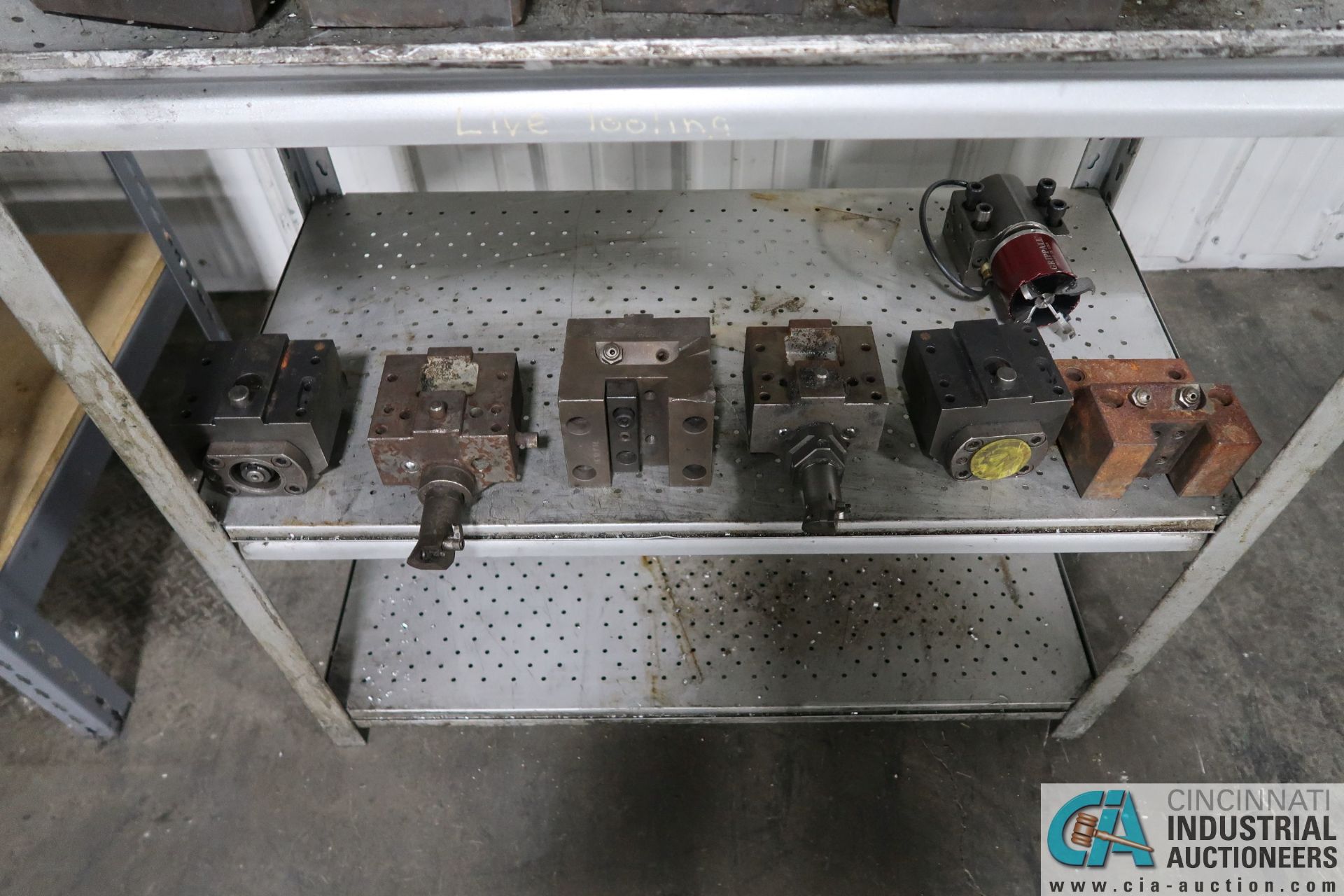 (LOT) MISCELLANEOUS SIZE AND TYPE TOOLHOLDERS WITH SHELVING - Image 4 of 4