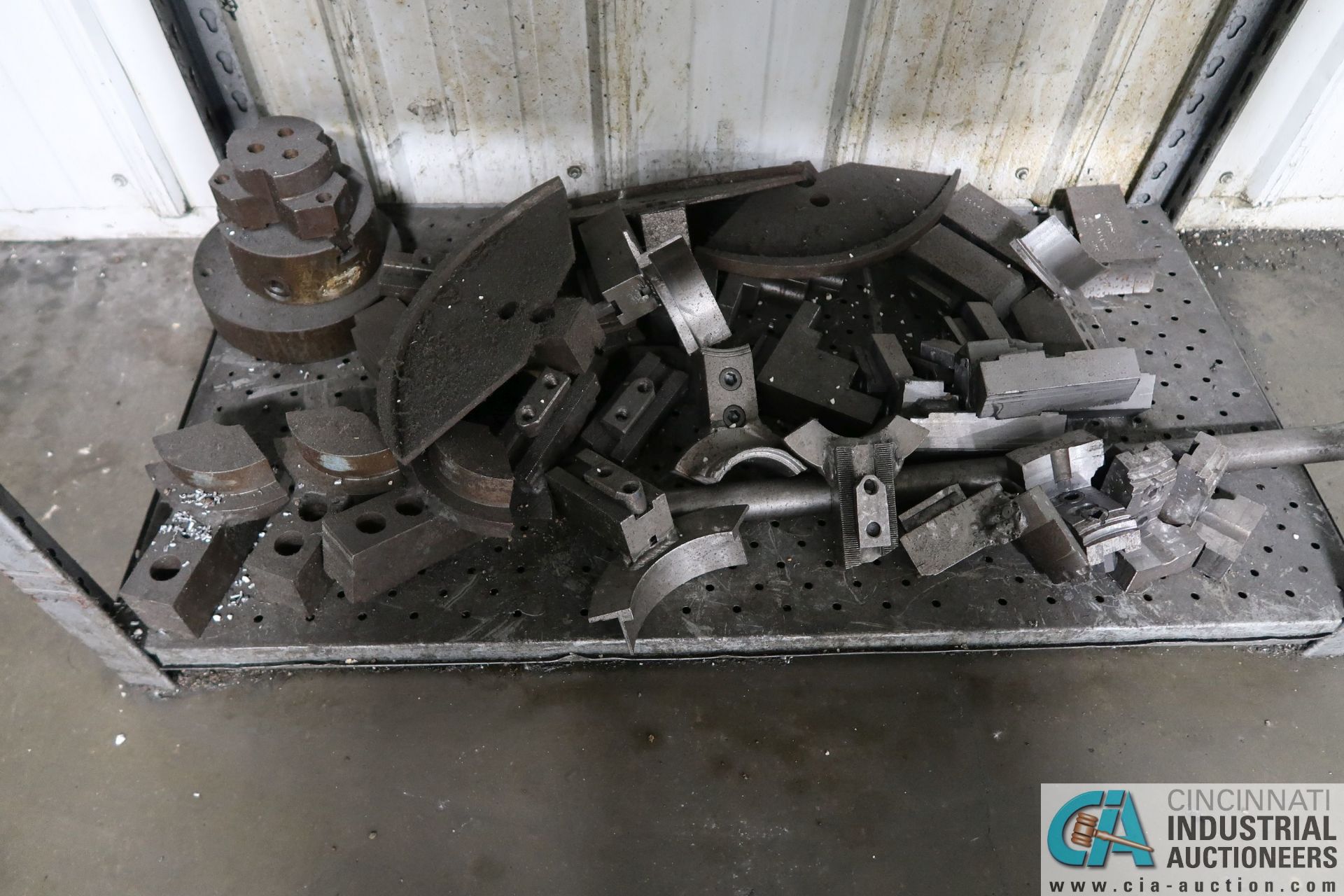 (LOT) MISCELLANEOUS SIZE CHUCK JAWS WITH SHELVING - Image 5 of 5
